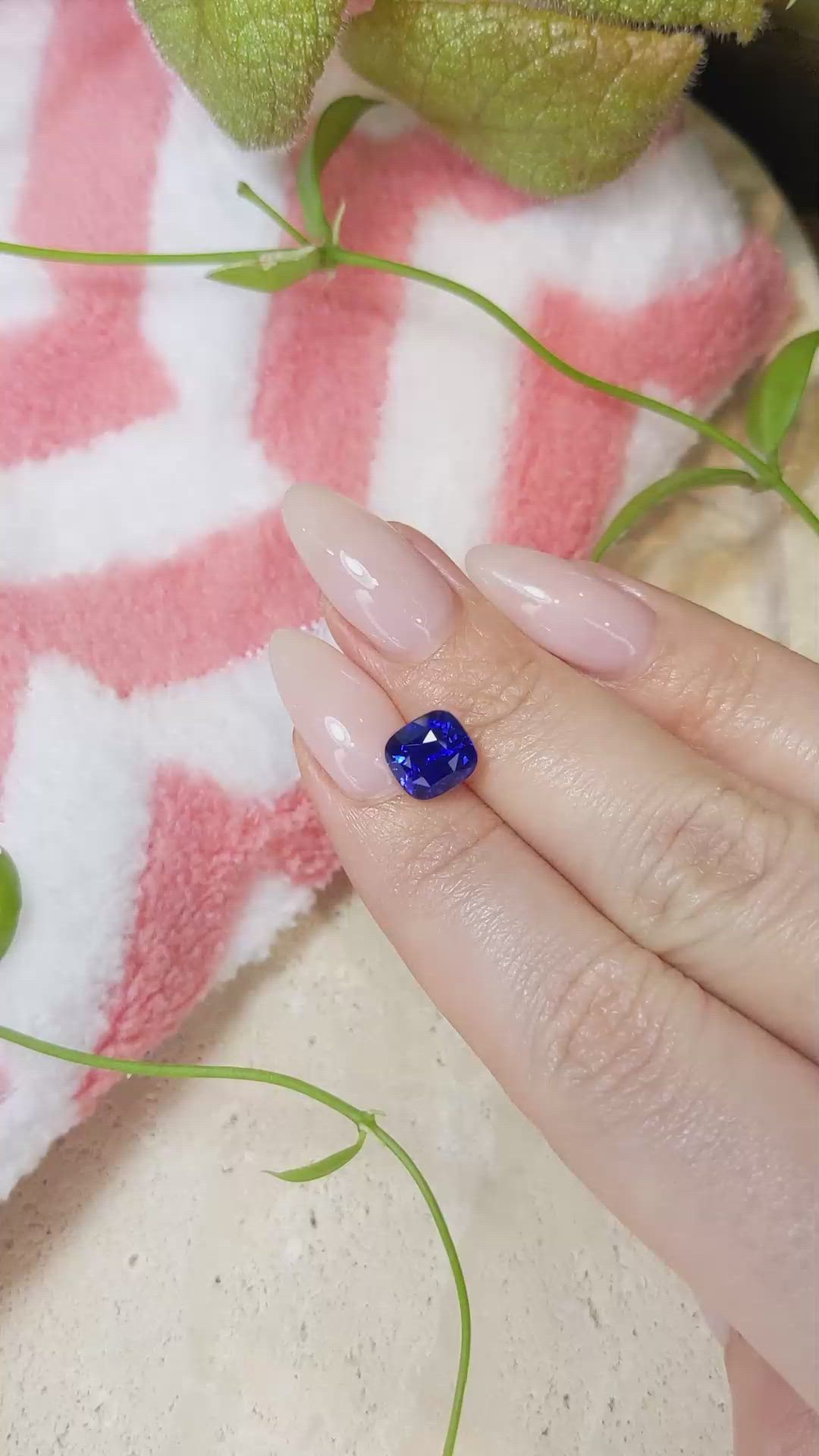 3.01 Ct. Blue Sapphire from Ceylon (Sri Lanka) Size Video