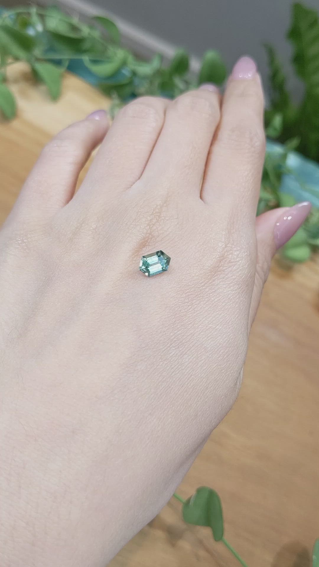 1.31 Ct. Bluish Green Sapphire from Montana Size Video