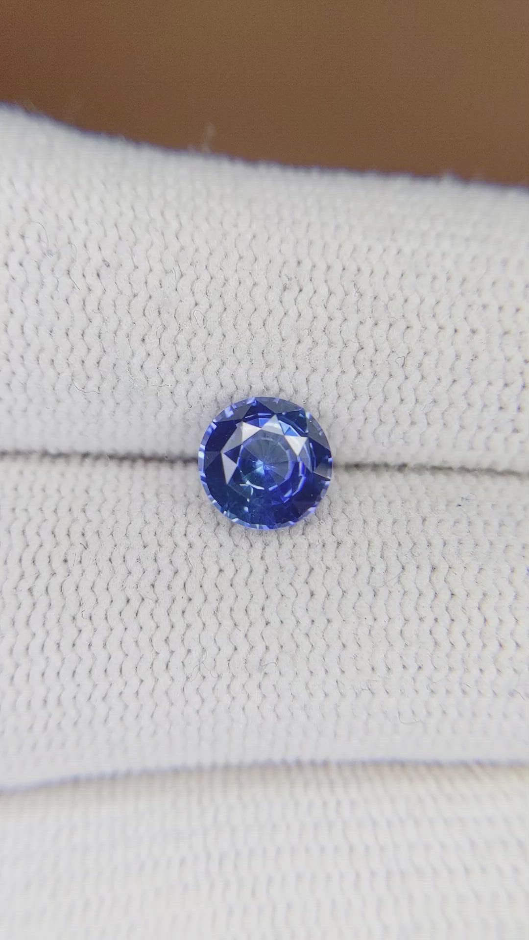 1.40 Ct. Blue Sapphire from Ceylon (Sri Lanka) Size Video