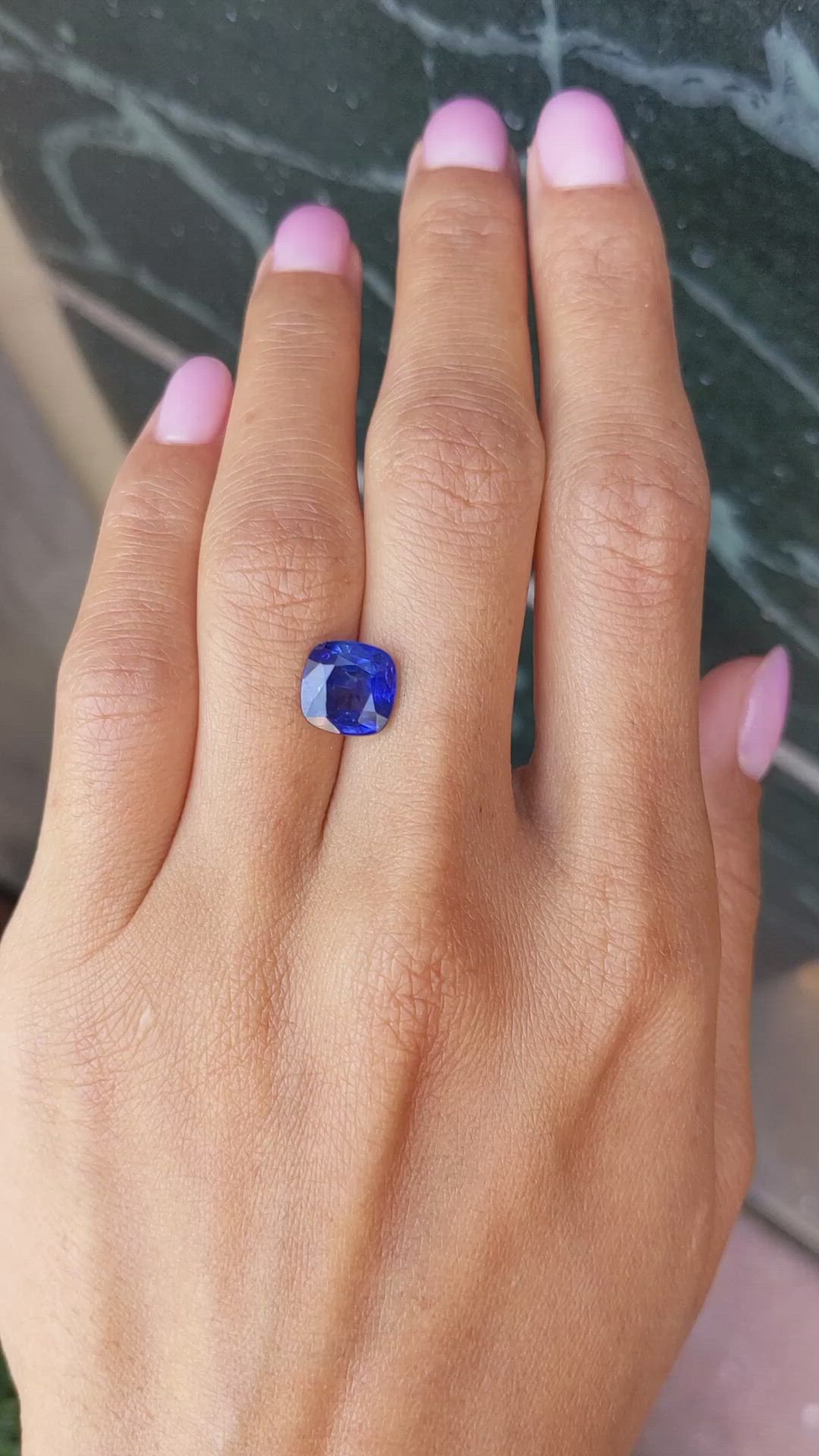 3.50 Ct. Blue Sapphire from Ceylon (Sri Lanka) Size Video