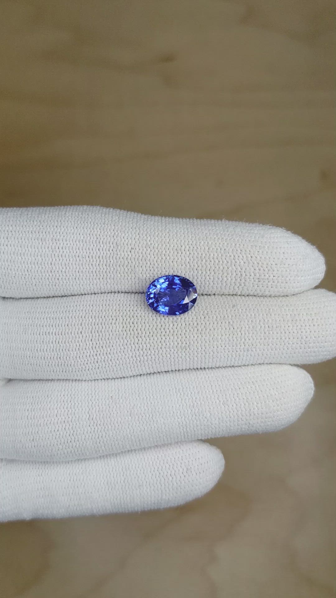 3.10 Ct. Blue Sapphire from Ceylon (Sri Lanka) Size Video