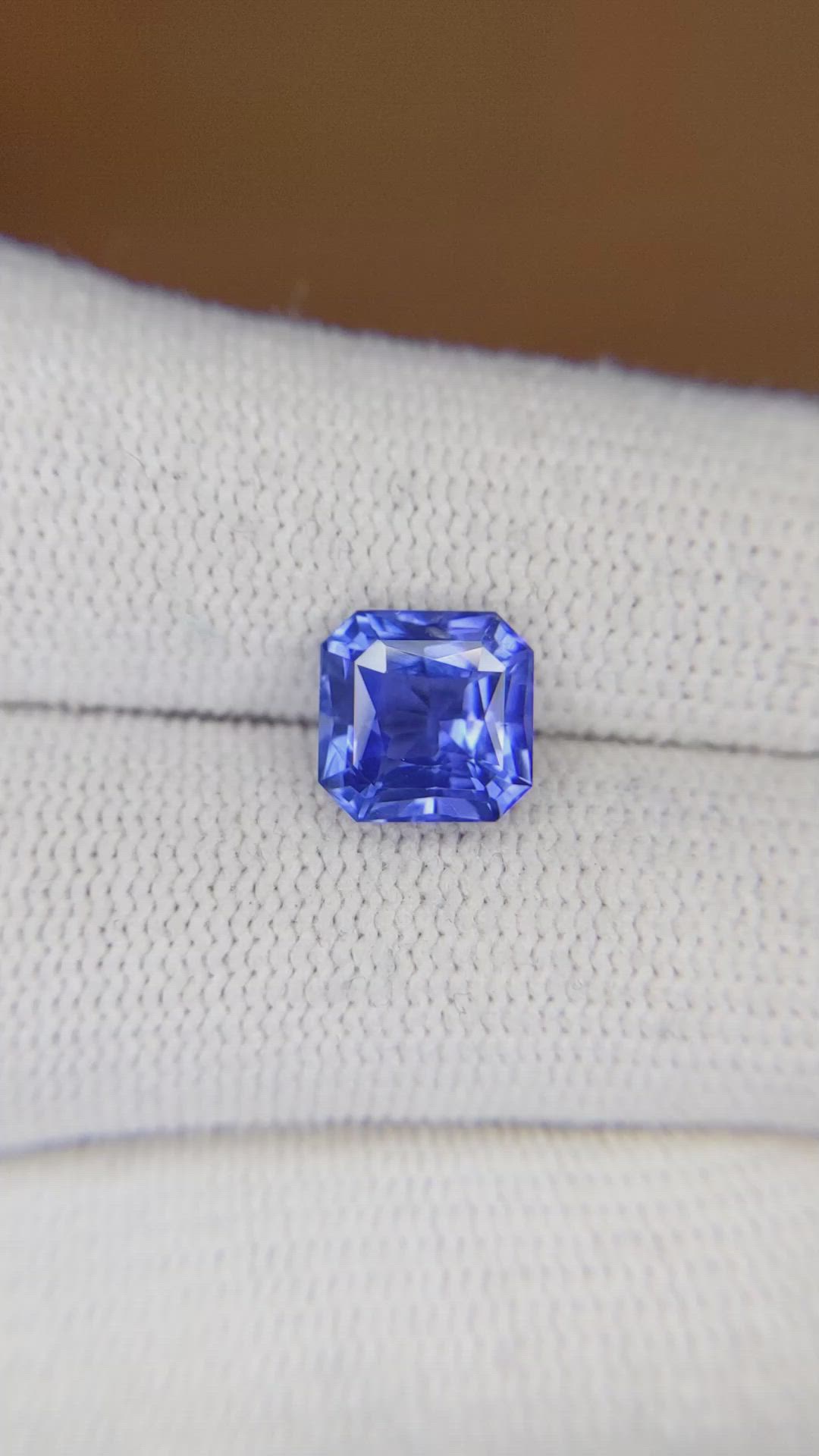 2.98 Ct. Blue Sapphire from Ceylon (Sri Lanka) Size Video
