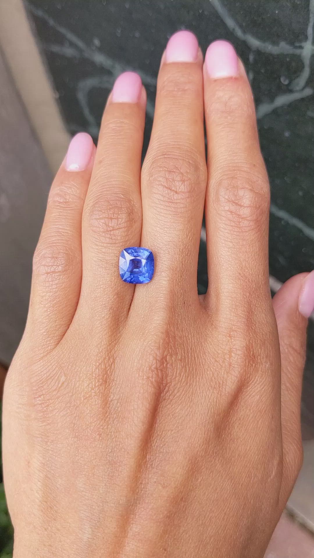 4.62 Ct. Blue Sapphire from Ceylon (Sri Lanka) Size Video