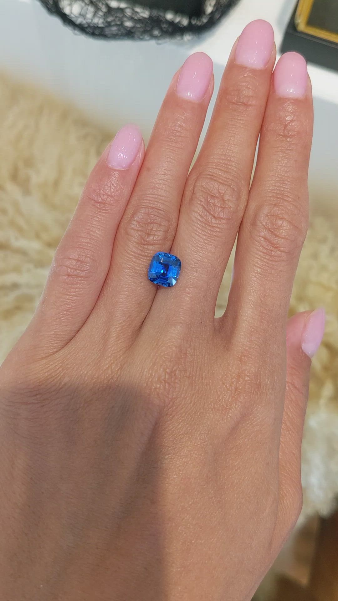 3.55 Ct. Blue Sapphire from Ceylon (Sri Lanka) Size Video