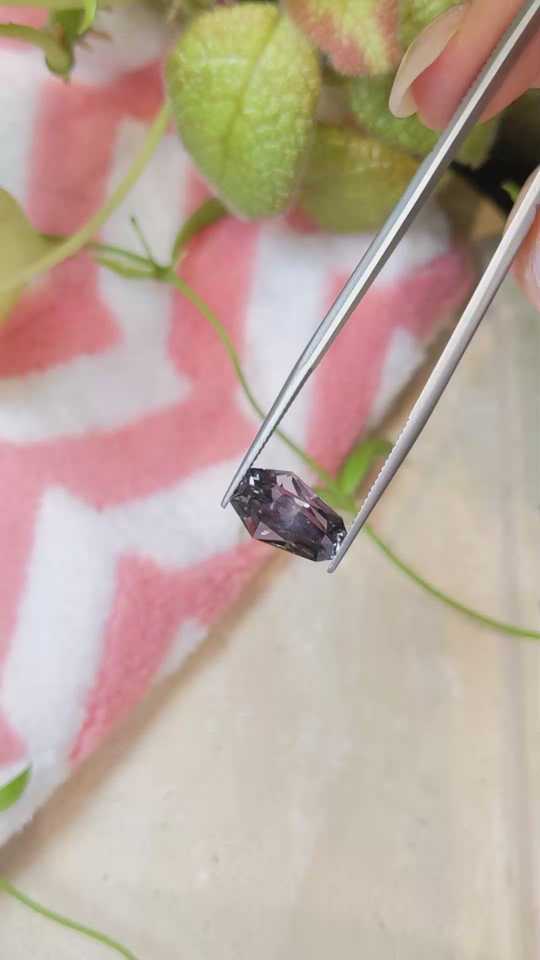 9.02 Ct. Pinkish Purple Sapphire from Montana Size Video