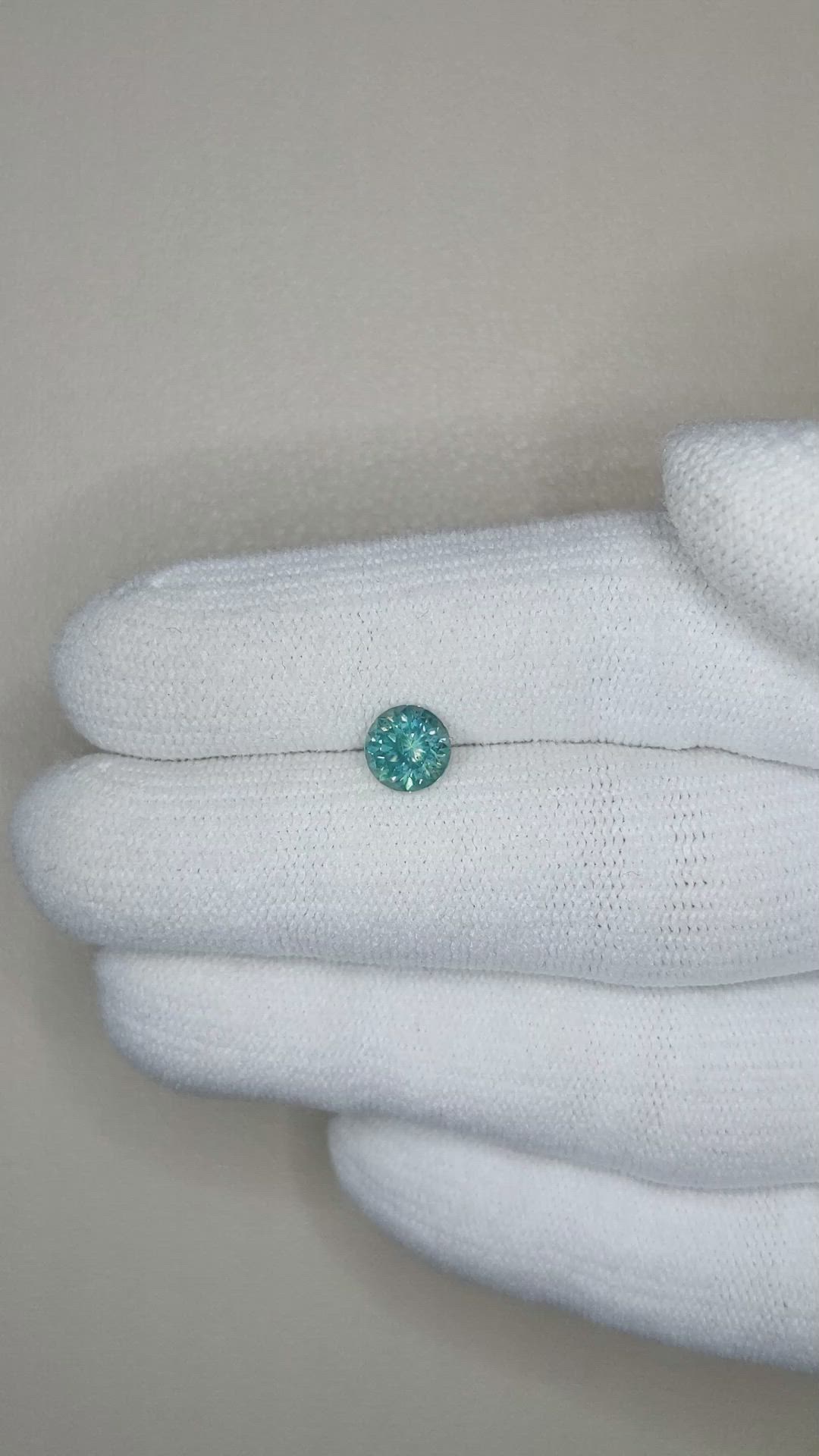 1.00 Ct. Greenish Blue Sapphire from Montana Size Video