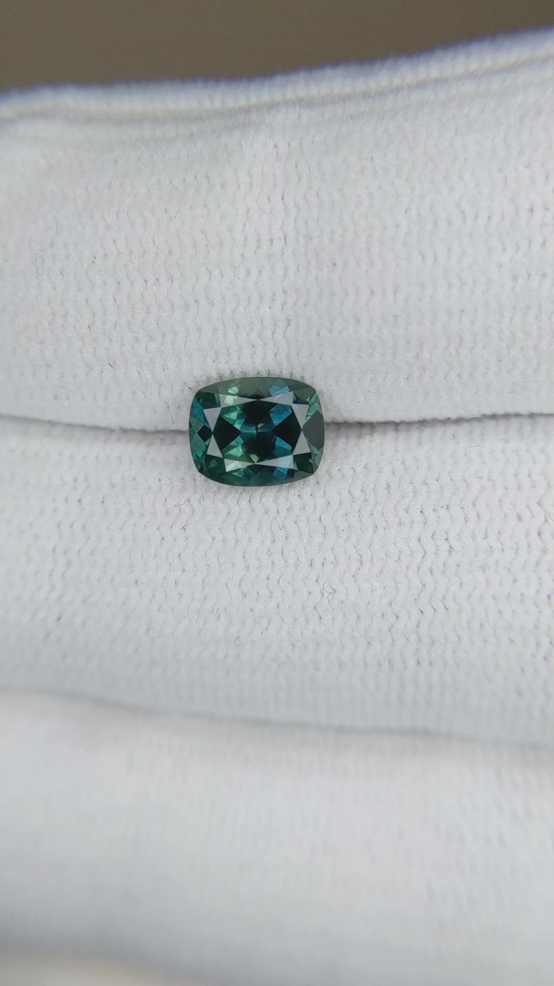 1.36 Ct. Bluish Green Sapphire from Montana Size Video