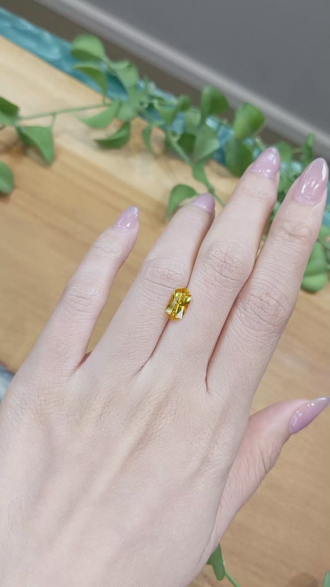 1.57 Ct. Yellowish Orange Sapphire from Montana Size Video