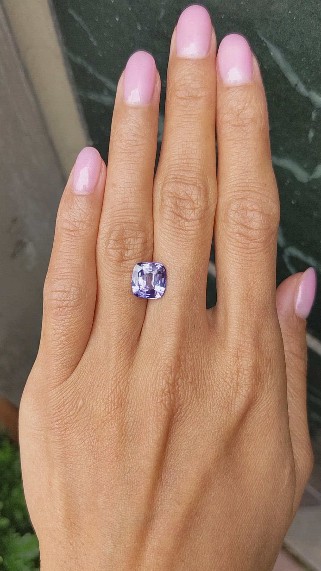 4.06 Ct. Purple Sapphire from Ceylon (Sri Lanka) Size Video