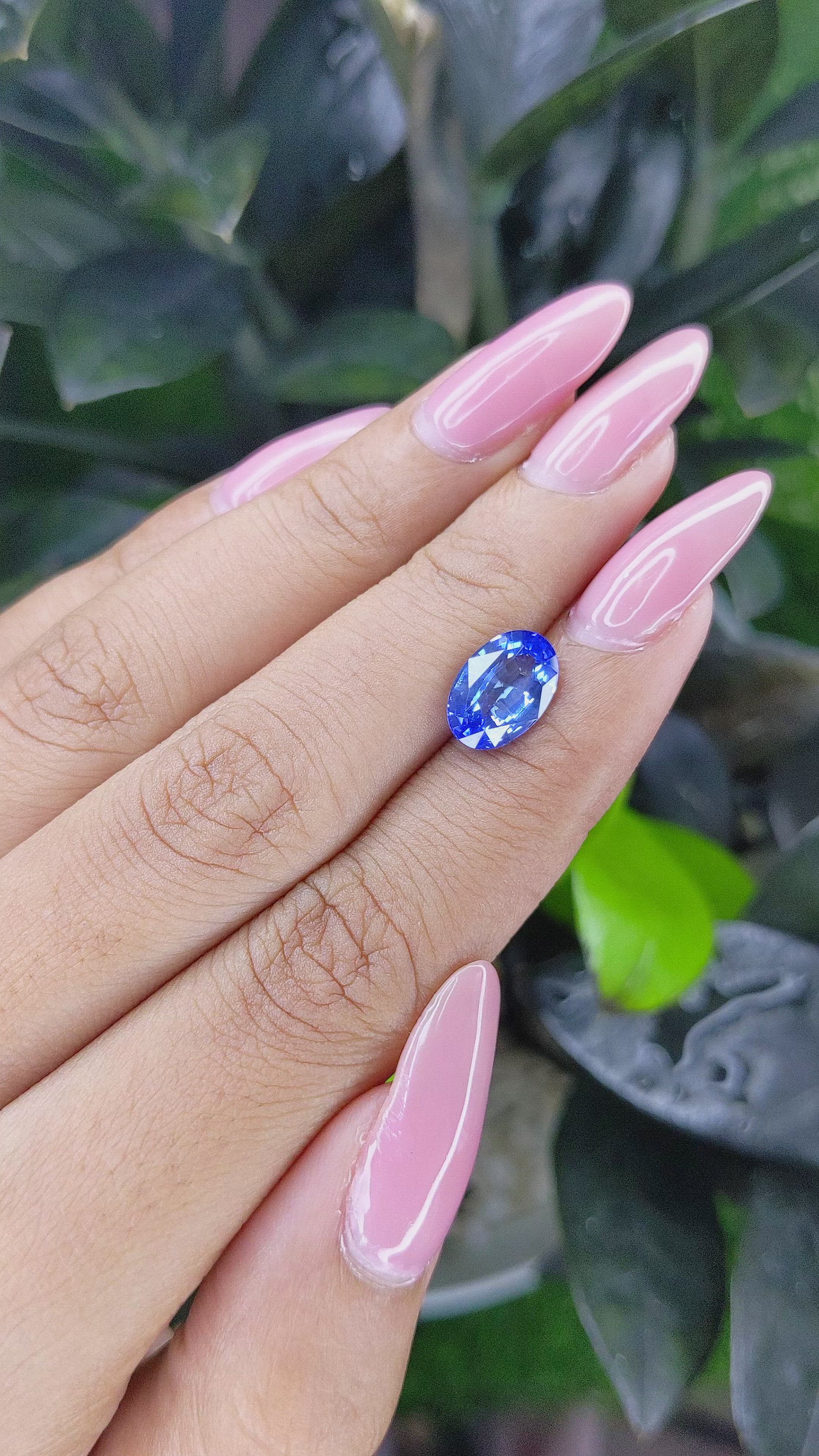 3.01 Ct. Blue Sapphire from Ceylon (Sri Lanka) Size Video