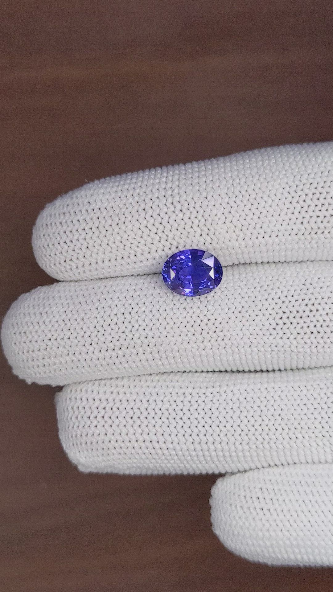 3.54 Ct. Color Change Sapphire from Ceylon (Sri Lanka) Size Video
