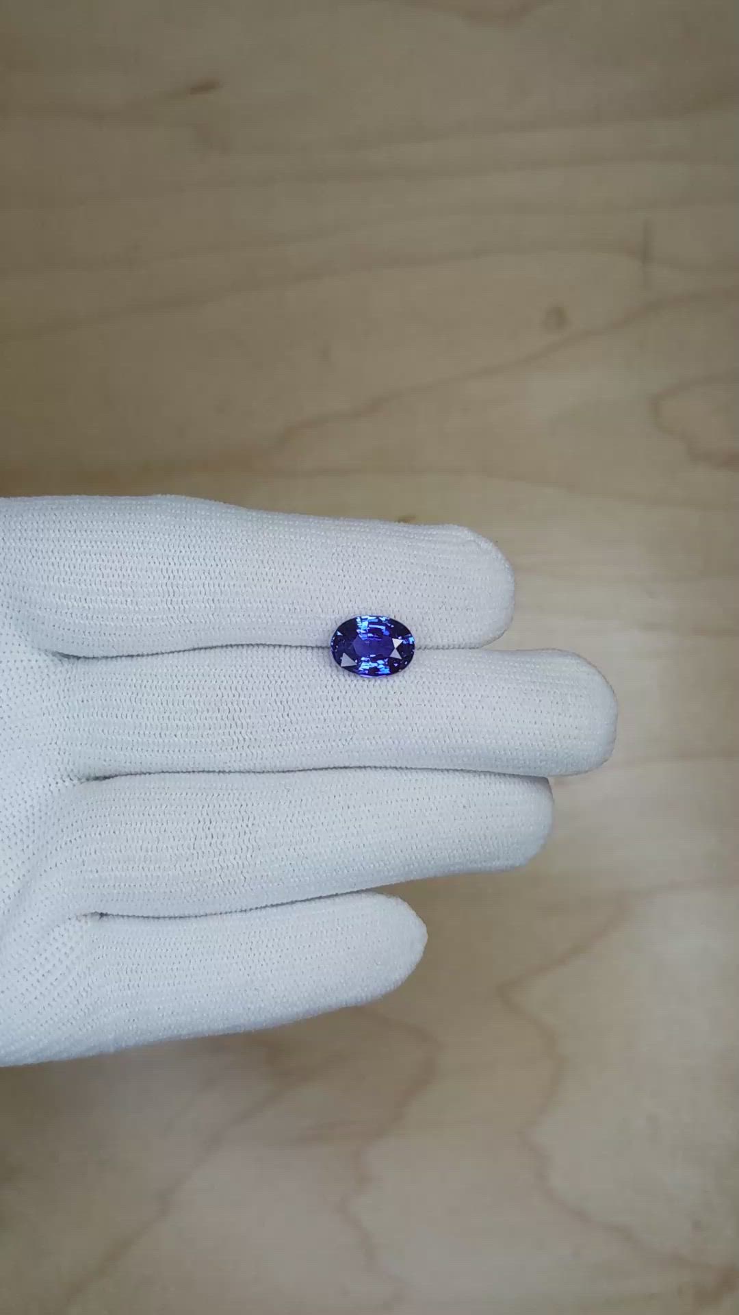 3.05 Ct. Blue Sapphire from Ceylon (Sri Lanka) Size Video