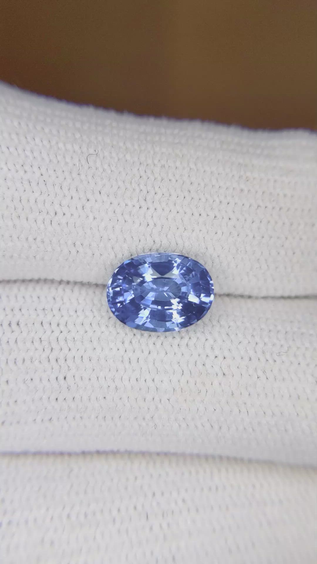 2.62 Ct. Blue Sapphire from Ceylon (Sri Lanka) Size Video