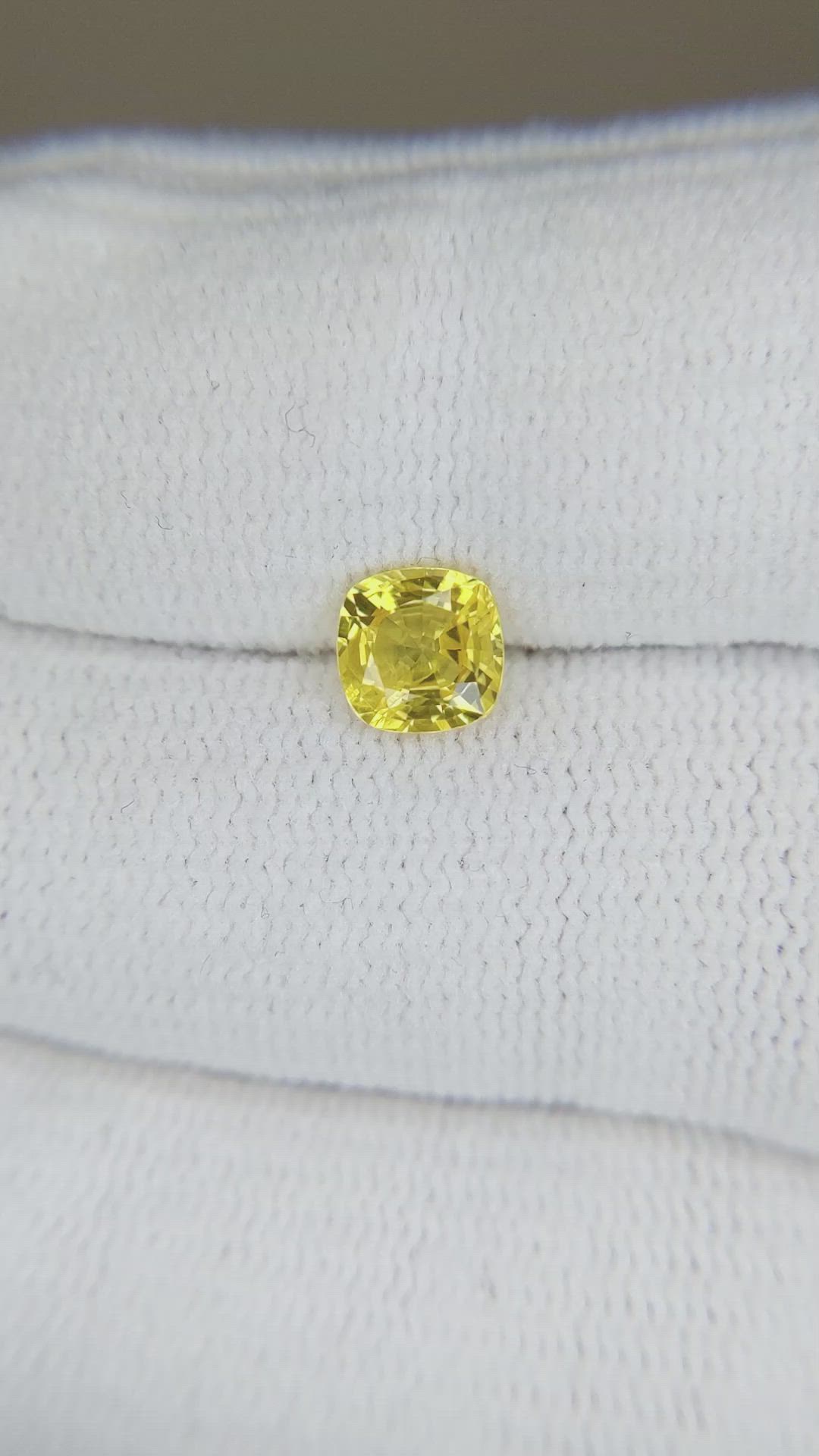1.07 Ct. Yellow Sapphire from Ceylon (Sri Lanka) Size Video
