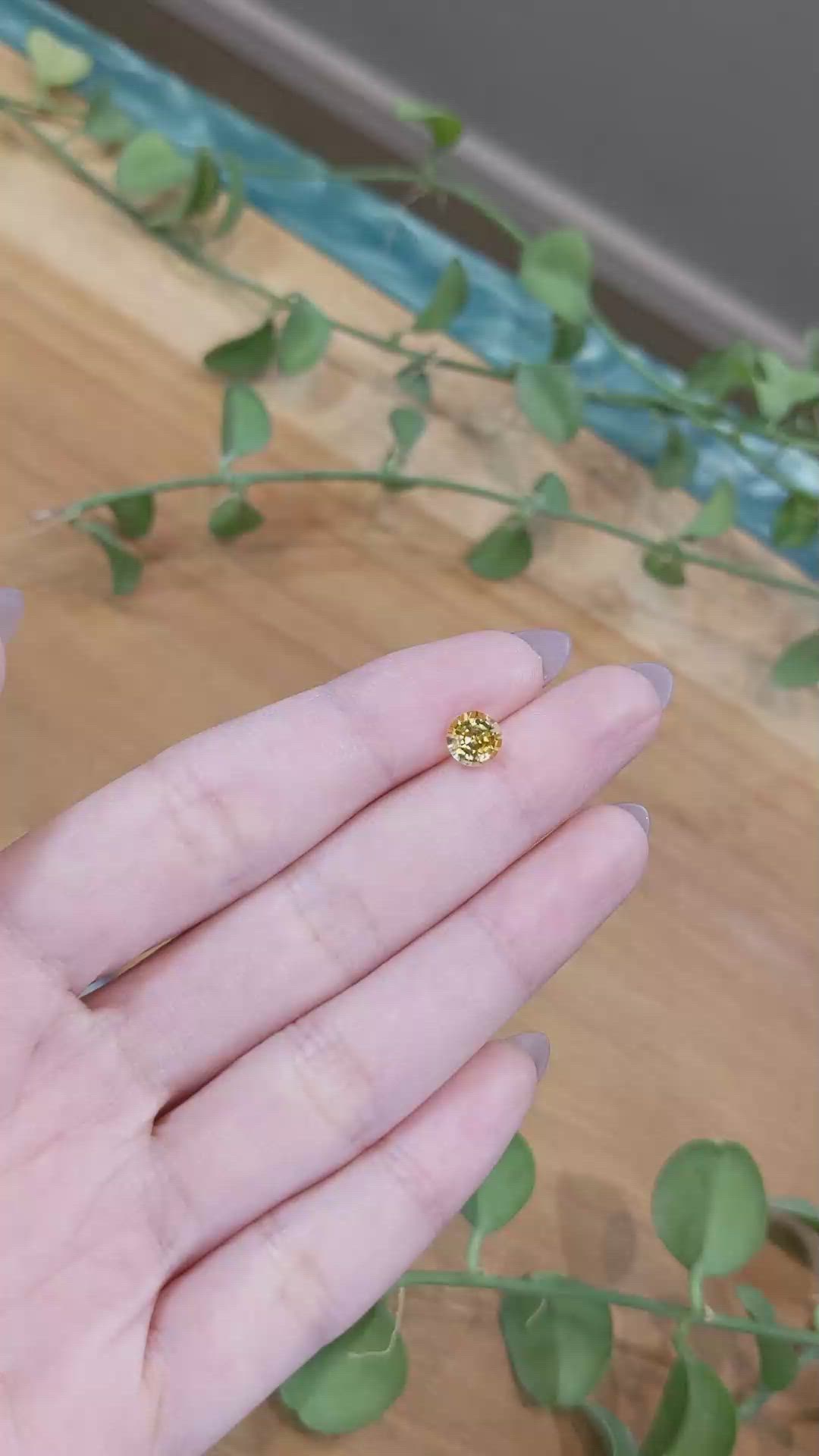 1.18 Ct. Orangish Yellow Sapphire from Ceylon (Sri Lanka) Size Video