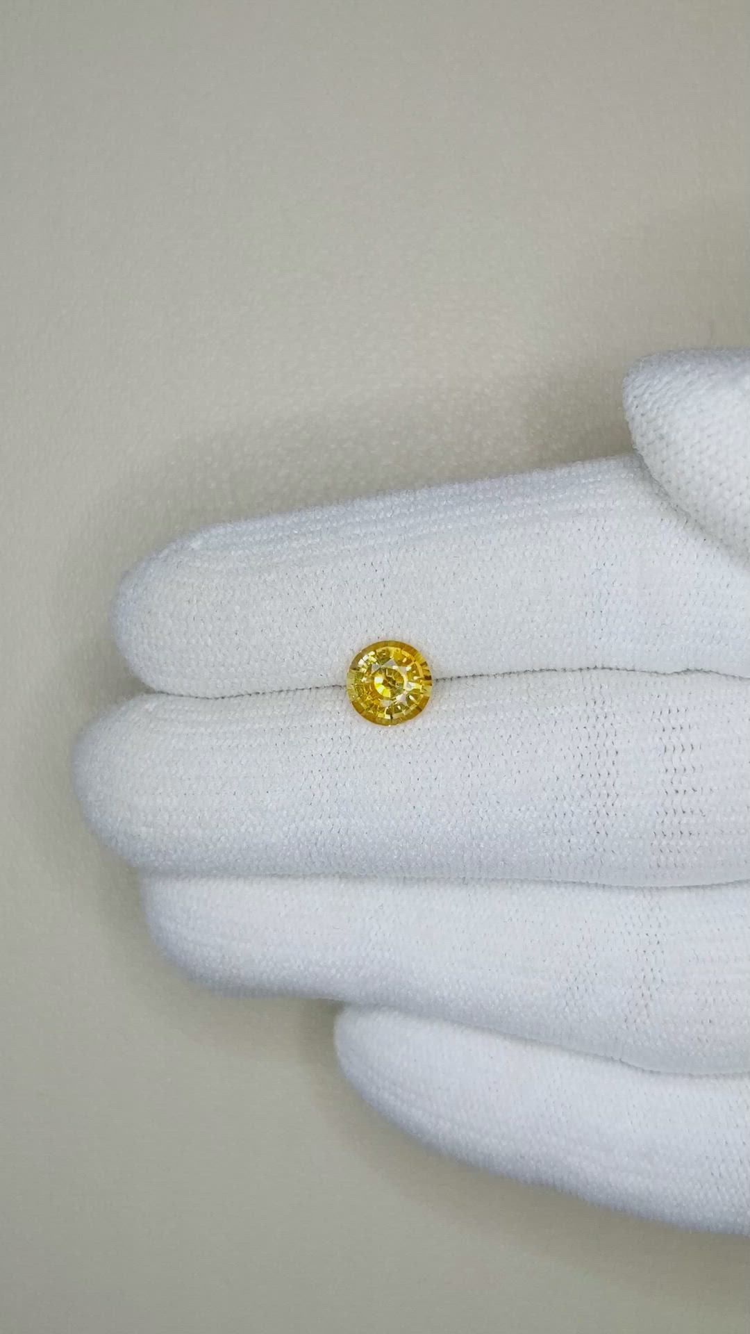 1.18 Ct. Orangish Yellow Sapphire from Ceylon (Sri Lanka) Size Video