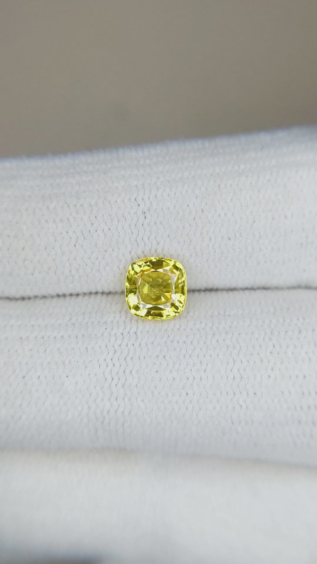 1.08 Ct. Orangish Yellow Sapphire from Ceylon (Sri Lanka) Size Video