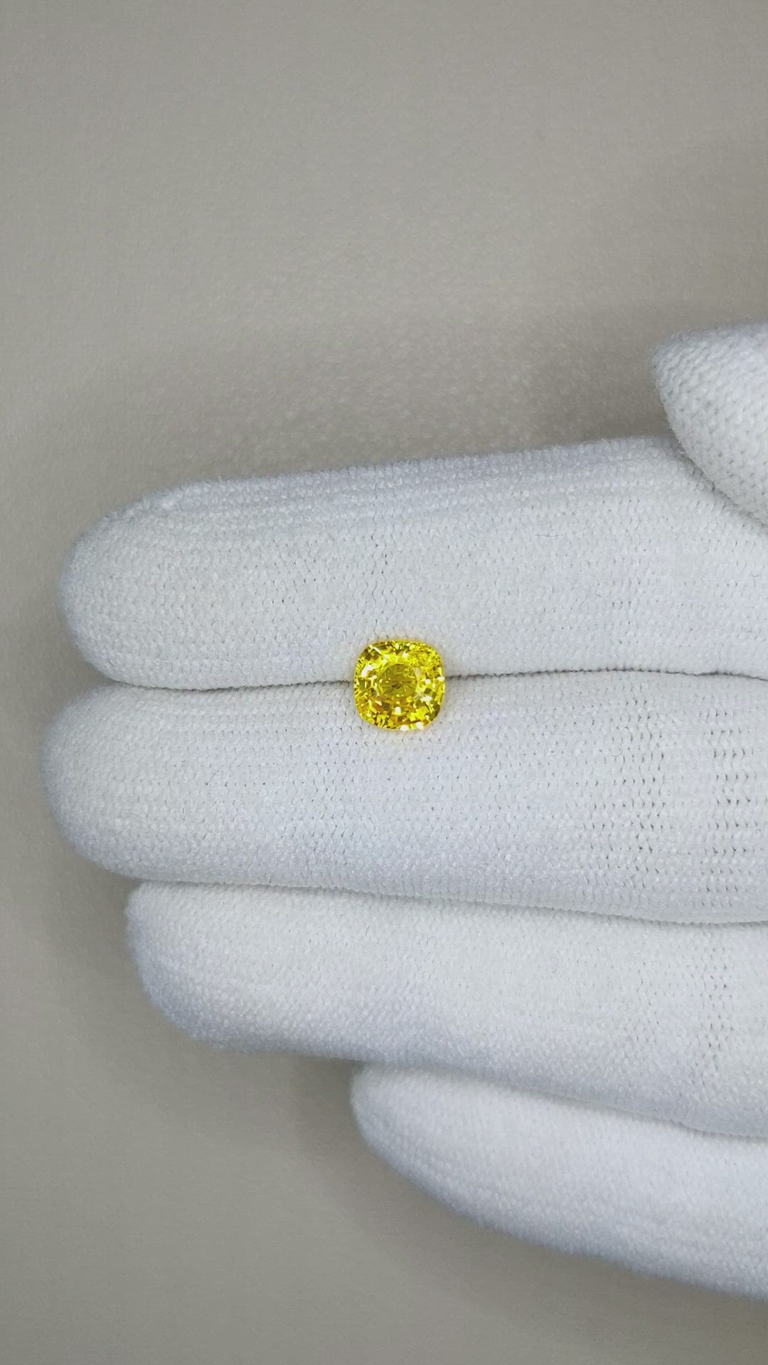 1.12 Ct. Orangish Yellow Sapphire from Ceylon (Sri Lanka) Size Video