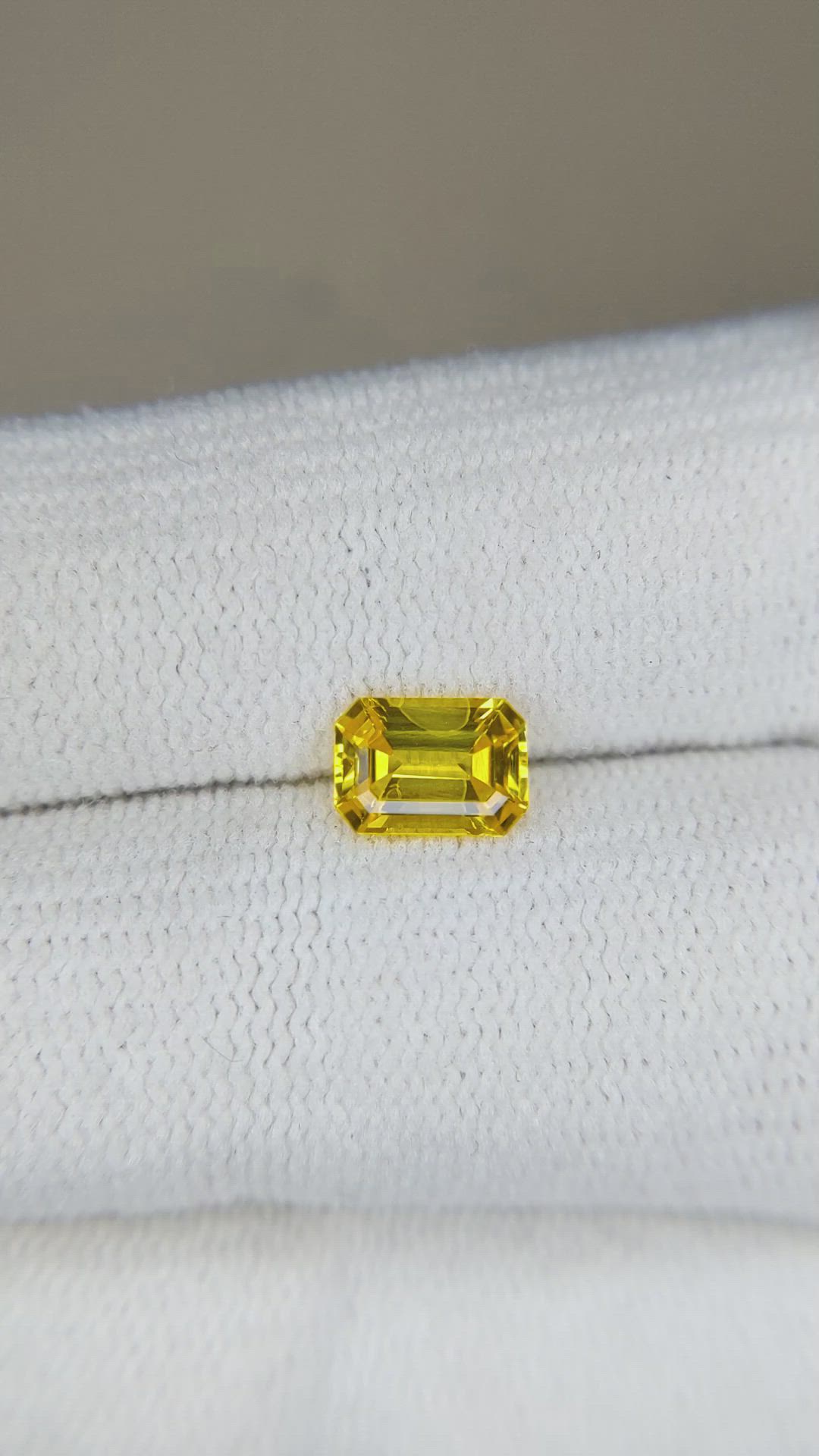 0.98 Ct. Yellow Sapphire from Ceylon (Sri Lanka) Size Video