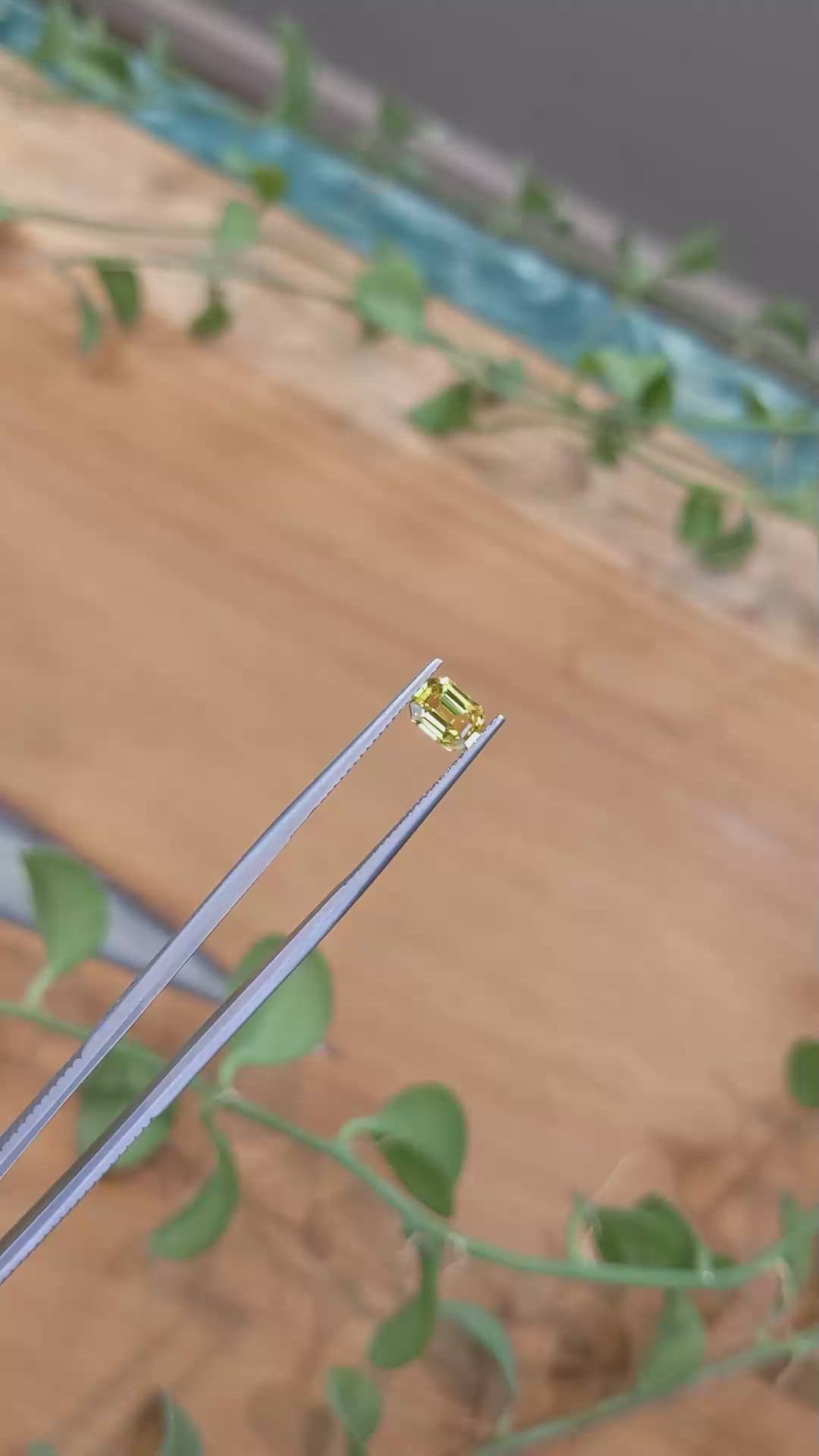 0.97 Ct. Yellow Sapphire from Ceylon (Sri Lanka) Size Video