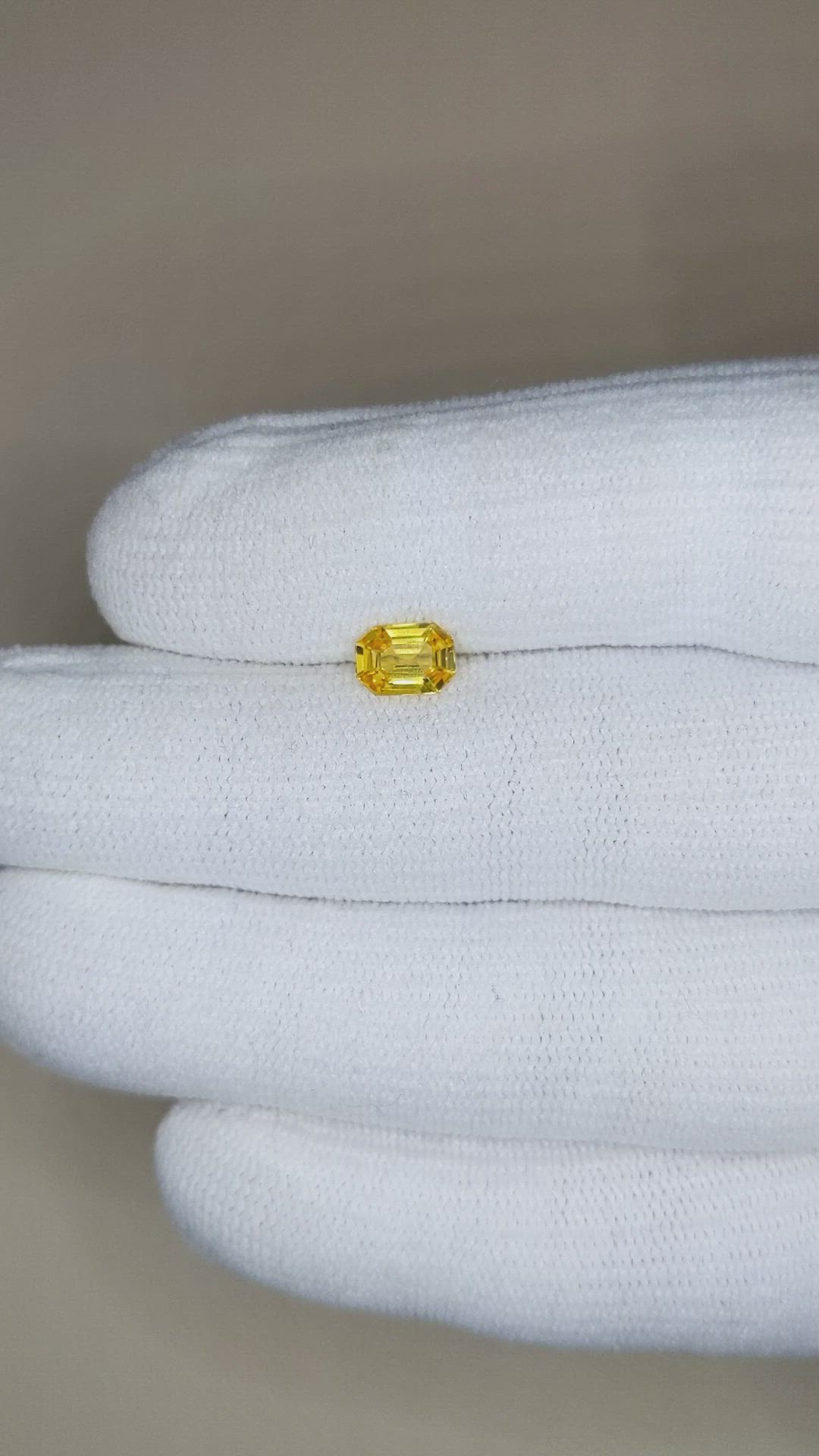 0.97 Ct. Yellow Sapphire from Ceylon (Sri Lanka) Size Video