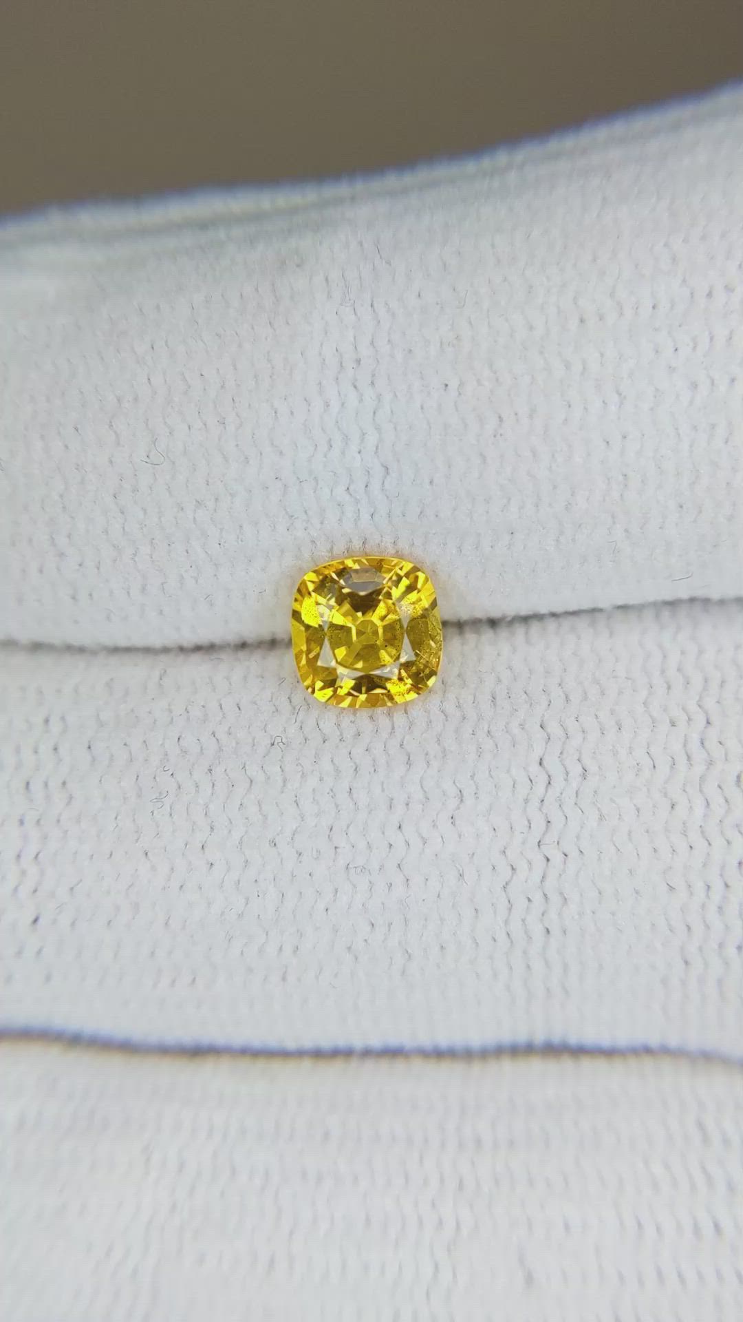 1.13 Ct. Orangish Yellow Sapphire from Ceylon (Sri Lanka) Size Video