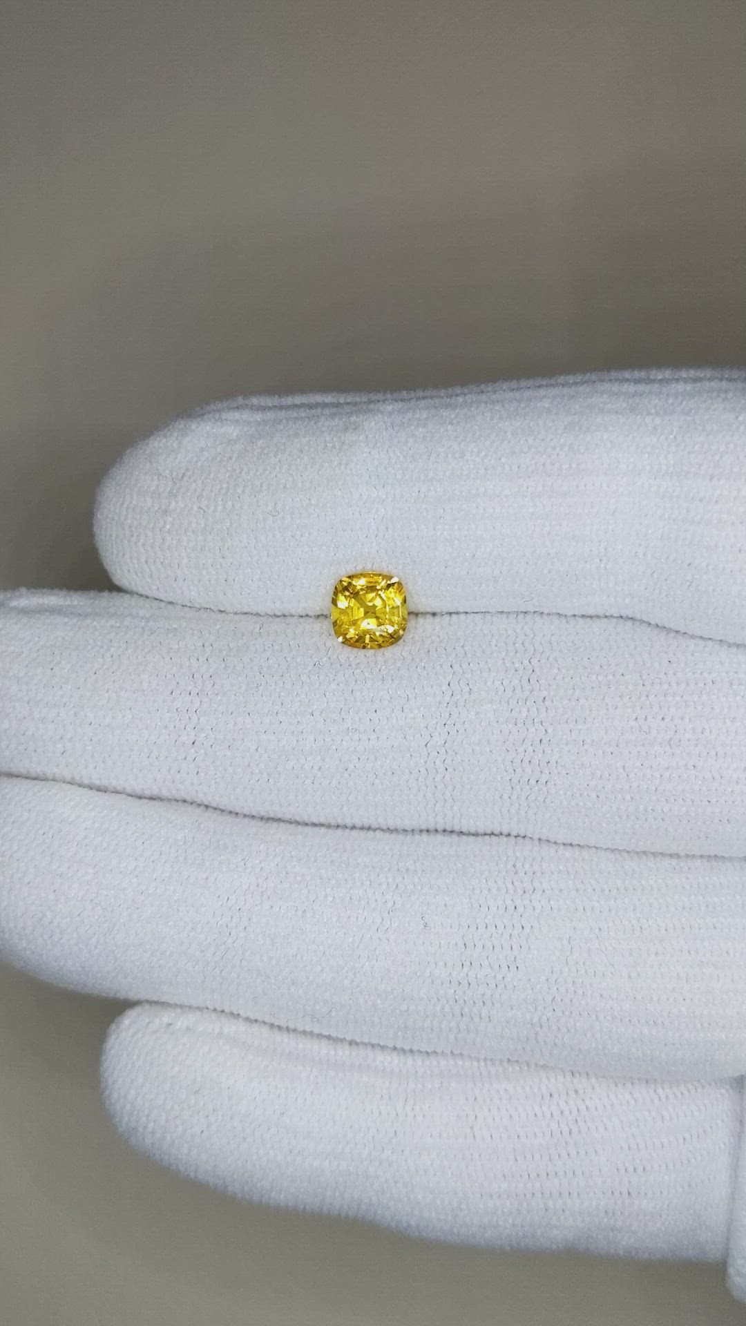 1.13 Ct. Orangish Yellow Sapphire from Ceylon (Sri Lanka) Size Video