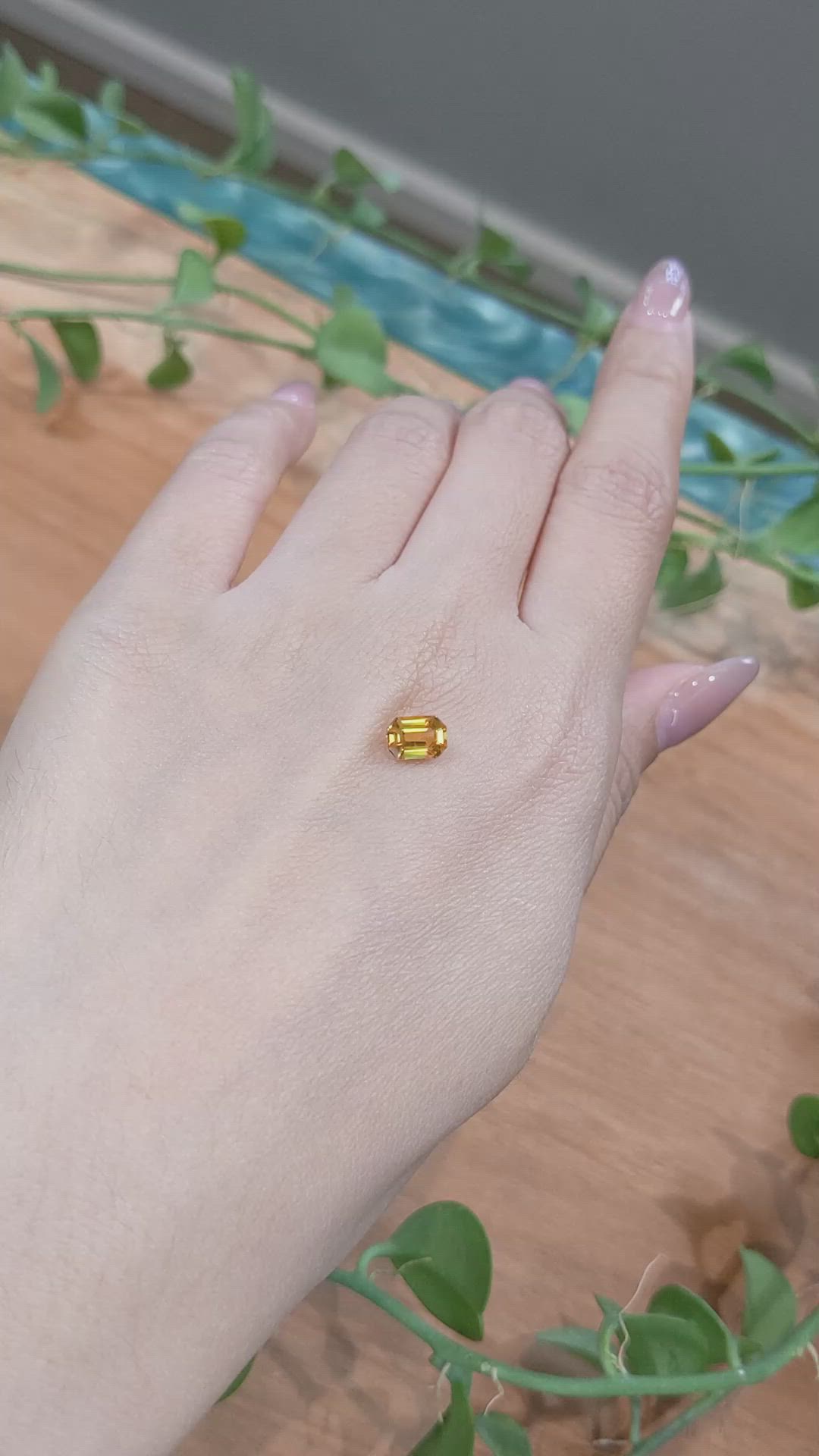 1.21 Ct. Orangish Yellow Sapphire from Ceylon (Sri Lanka) Size Video