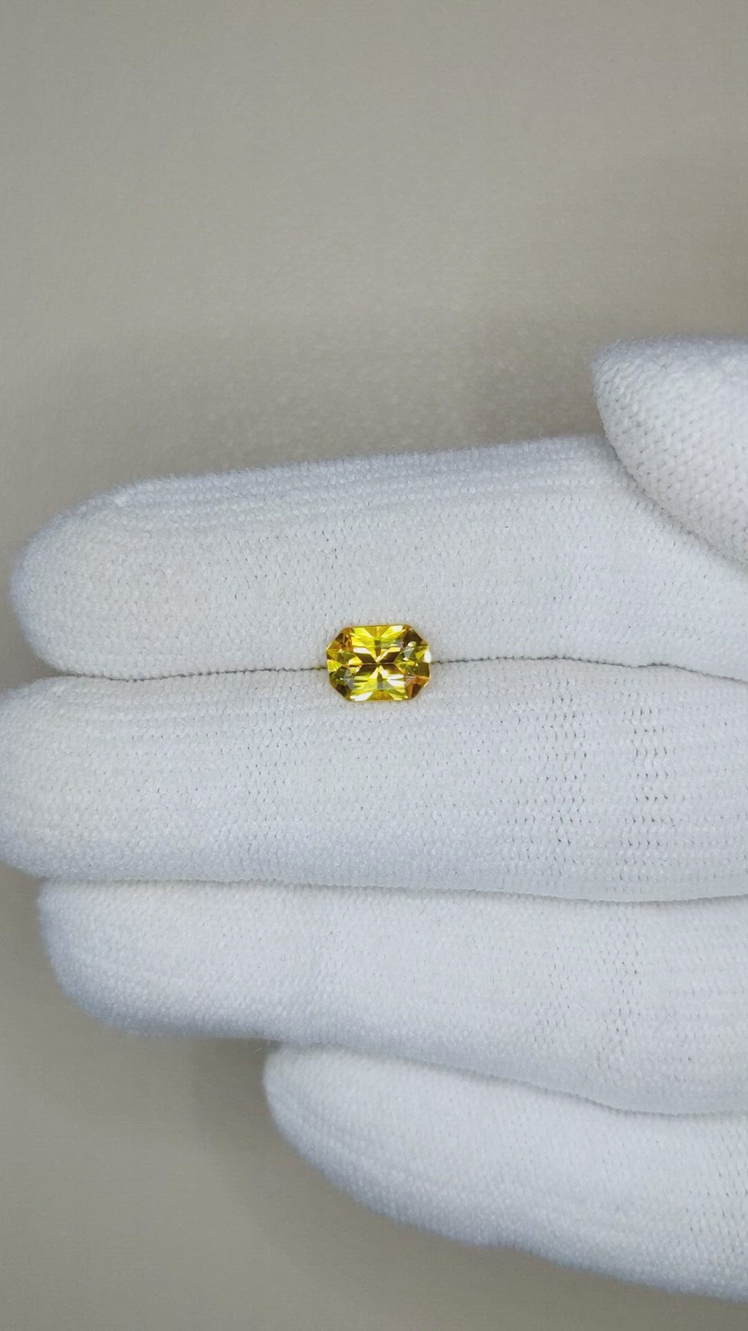 0.97 Ct. Yellow Sapphire from Ceylon (Sri Lanka) Size Video