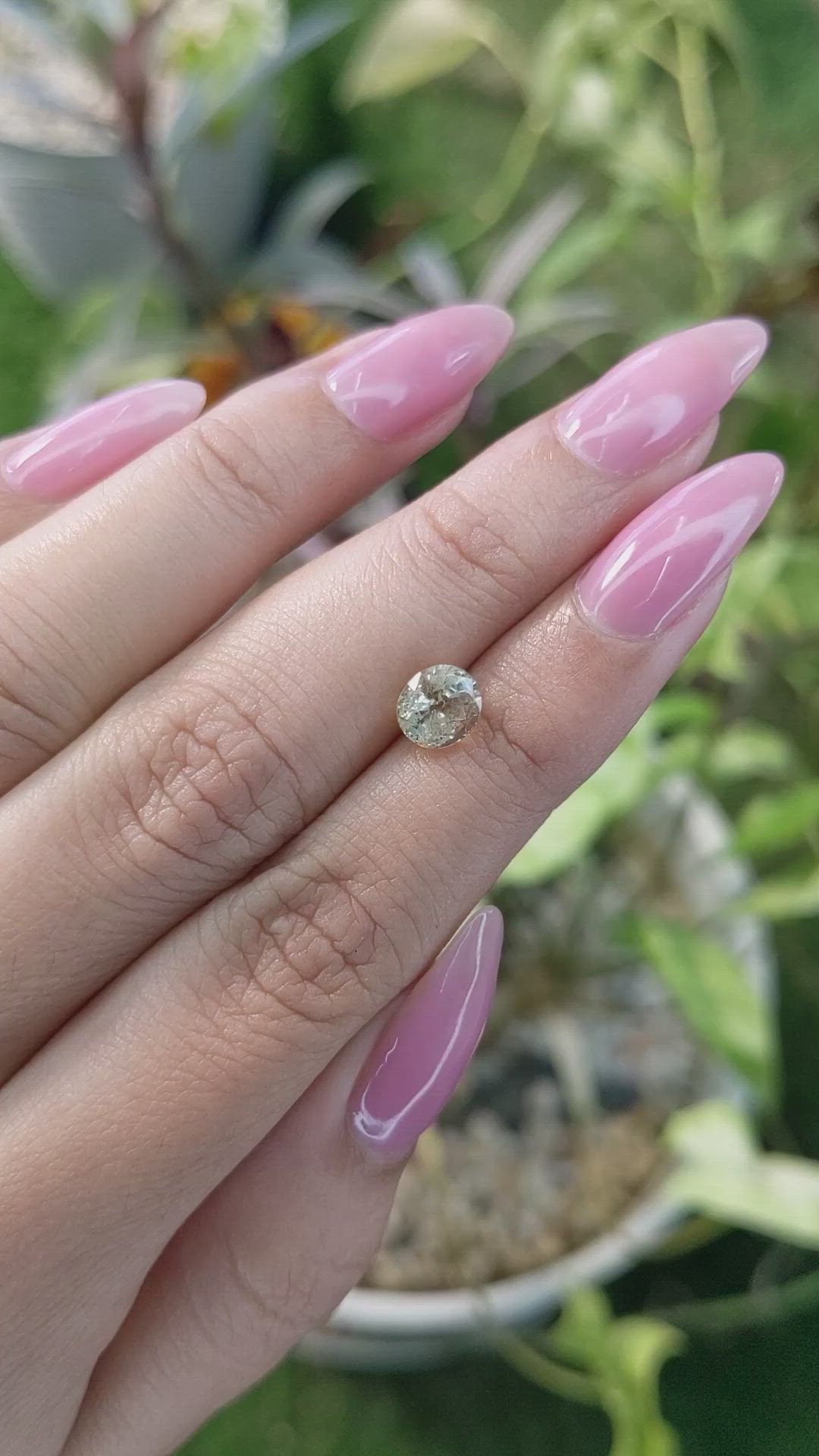 1.72 Ct. Yellow Sapphire from Ceylon (Sri Lanka) Size Video