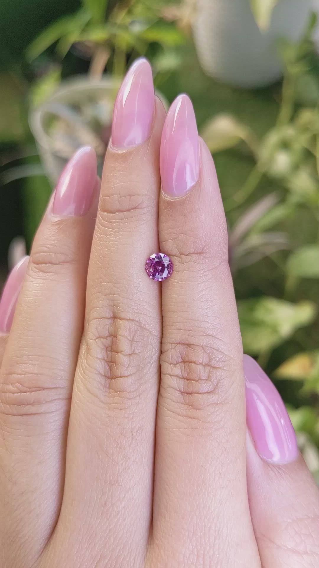 0.67 Ct. Pinkish Purple Sapphire from Ceylon (Sri Lanka) Size Video