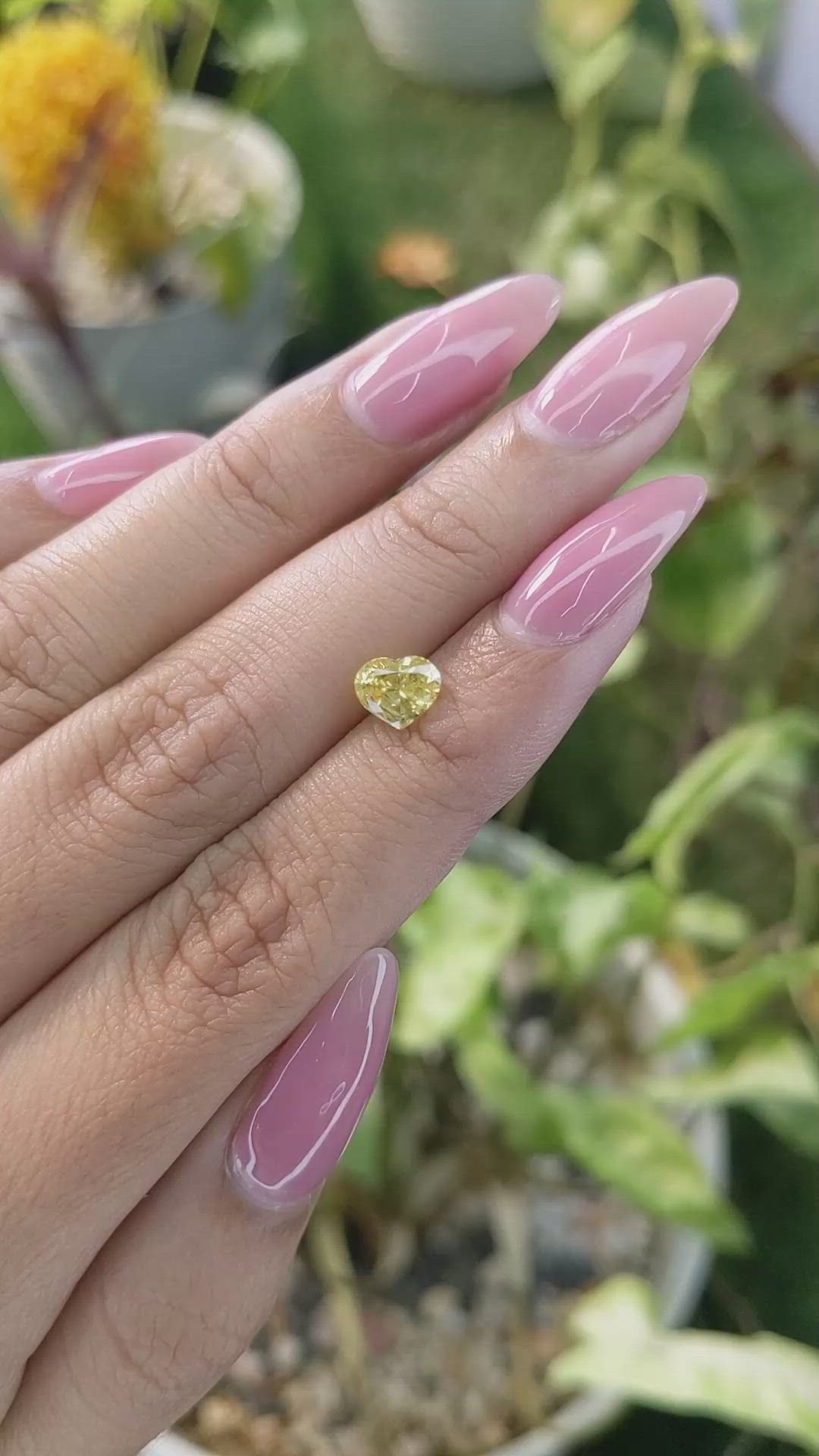 1.18 Ct. Yellow Sapphire from Ceylon (Sri Lanka) Size Video