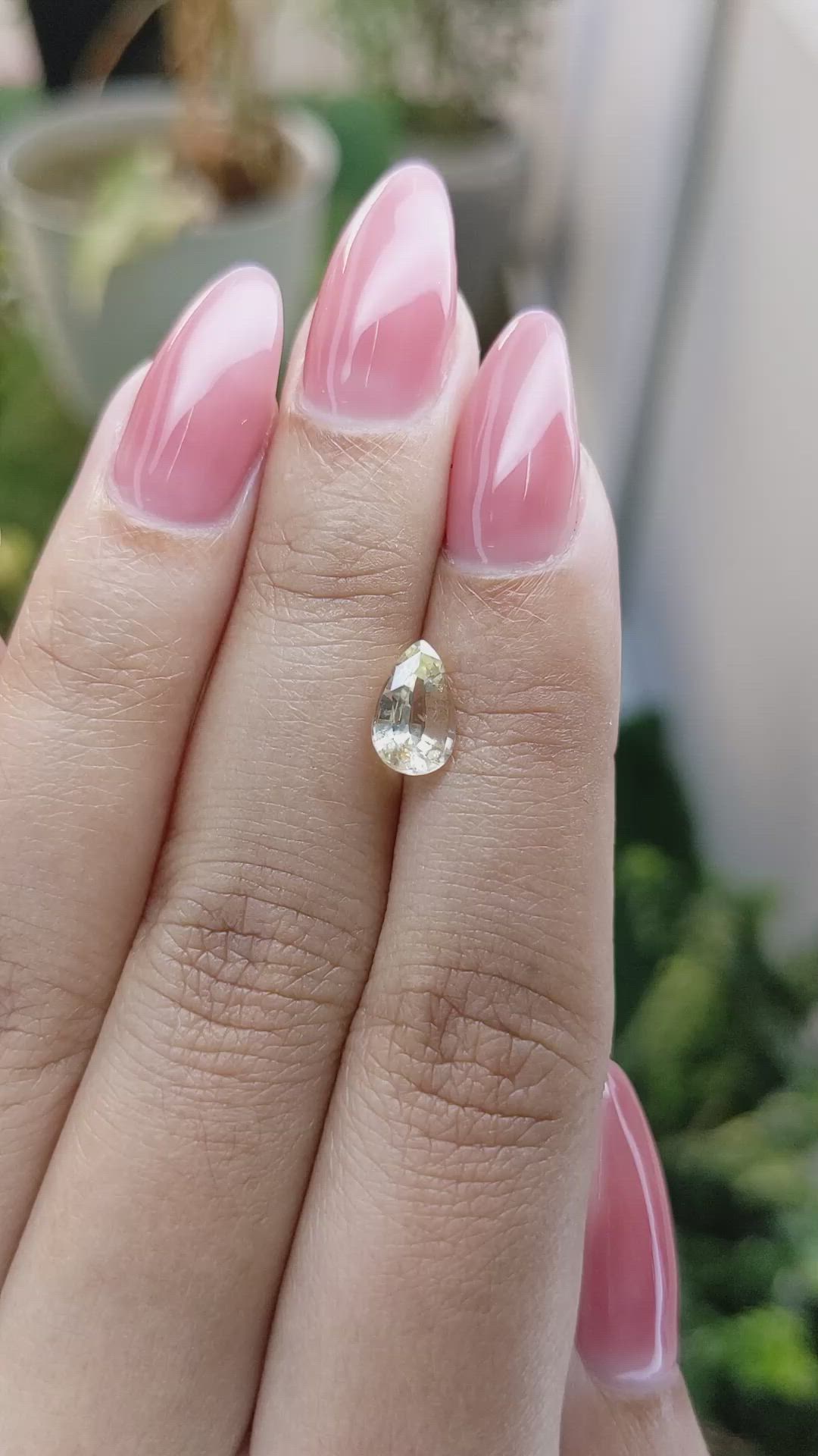 1.39 Ct. Yellow Sapphire from Ceylon (Sri Lanka) Size Video