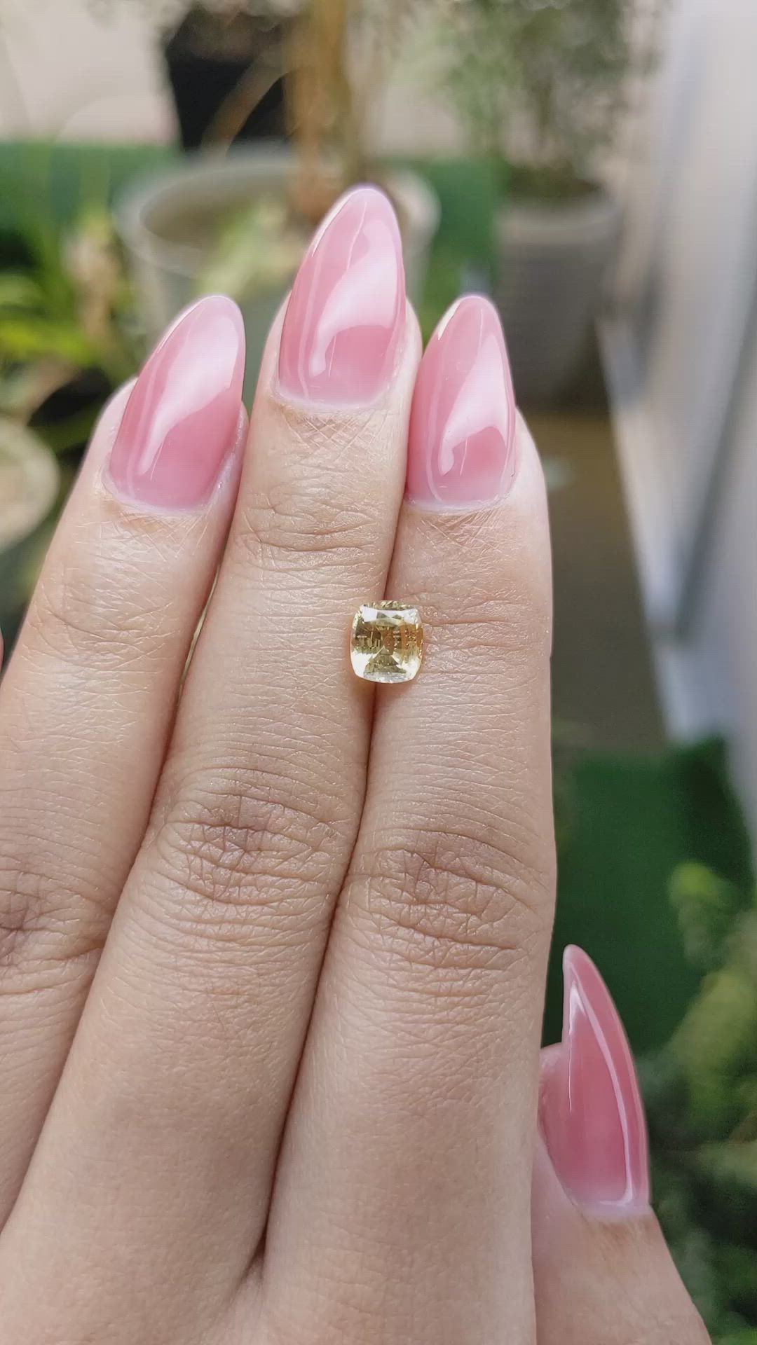 1.20 Ct. Yellow Sapphire from Ceylon (Sri Lanka) Size Video