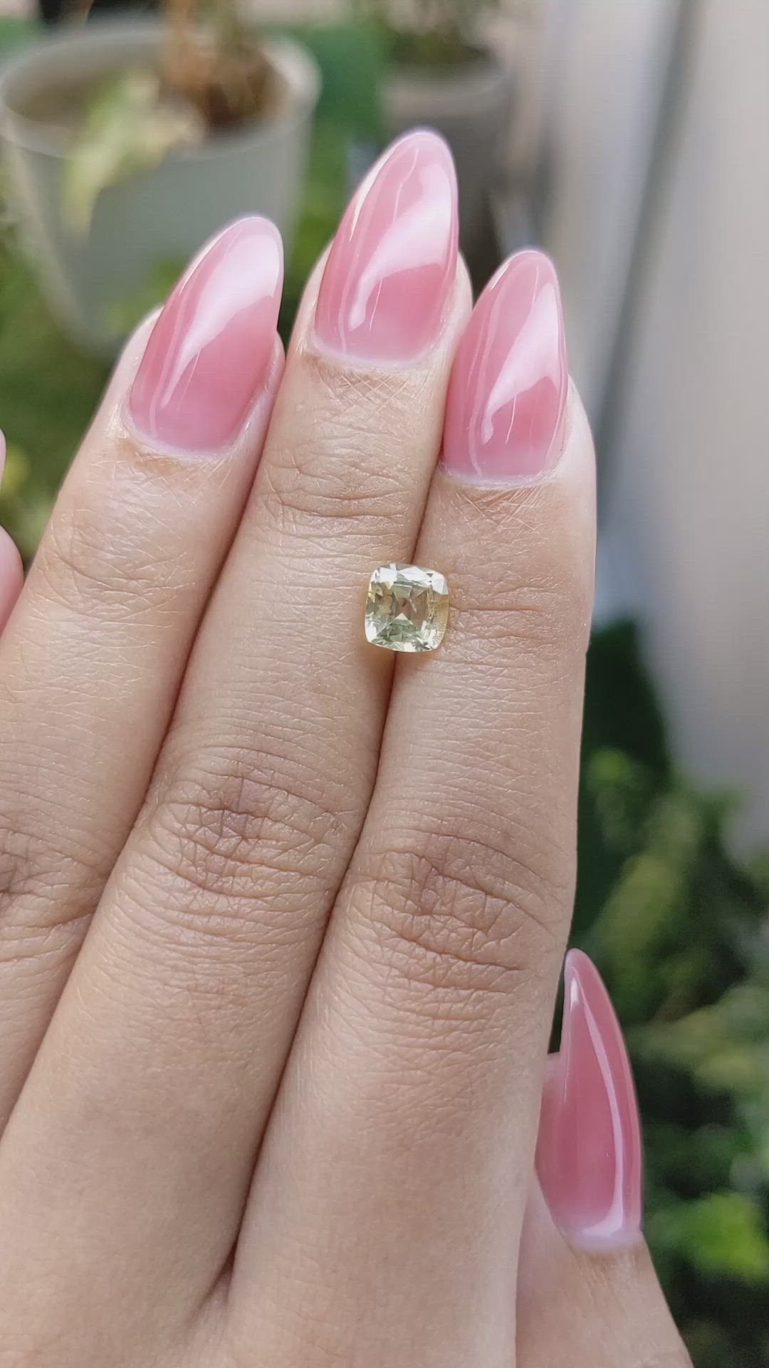 1.28 Ct. Yellow Sapphire from Ceylon (Sri Lanka) Size Video