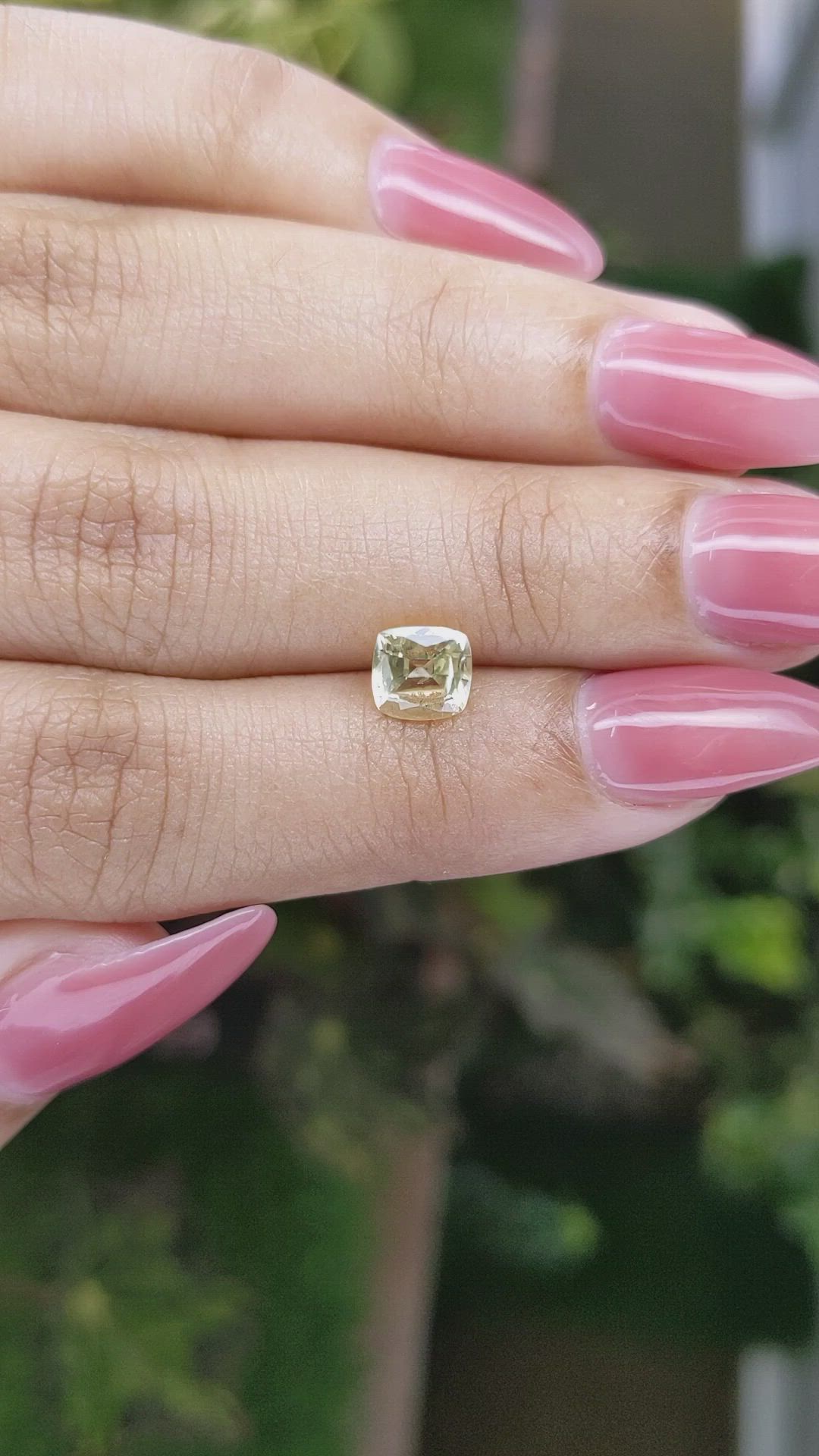 1.28 Ct. Yellow Sapphire from Ceylon (Sri Lanka) Size Video