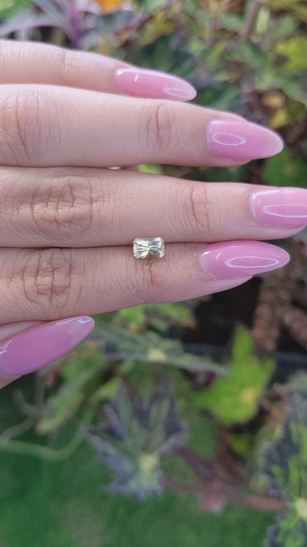 0.75 Ct. Yellow Sapphire from Ceylon (Sri Lanka) Size Video