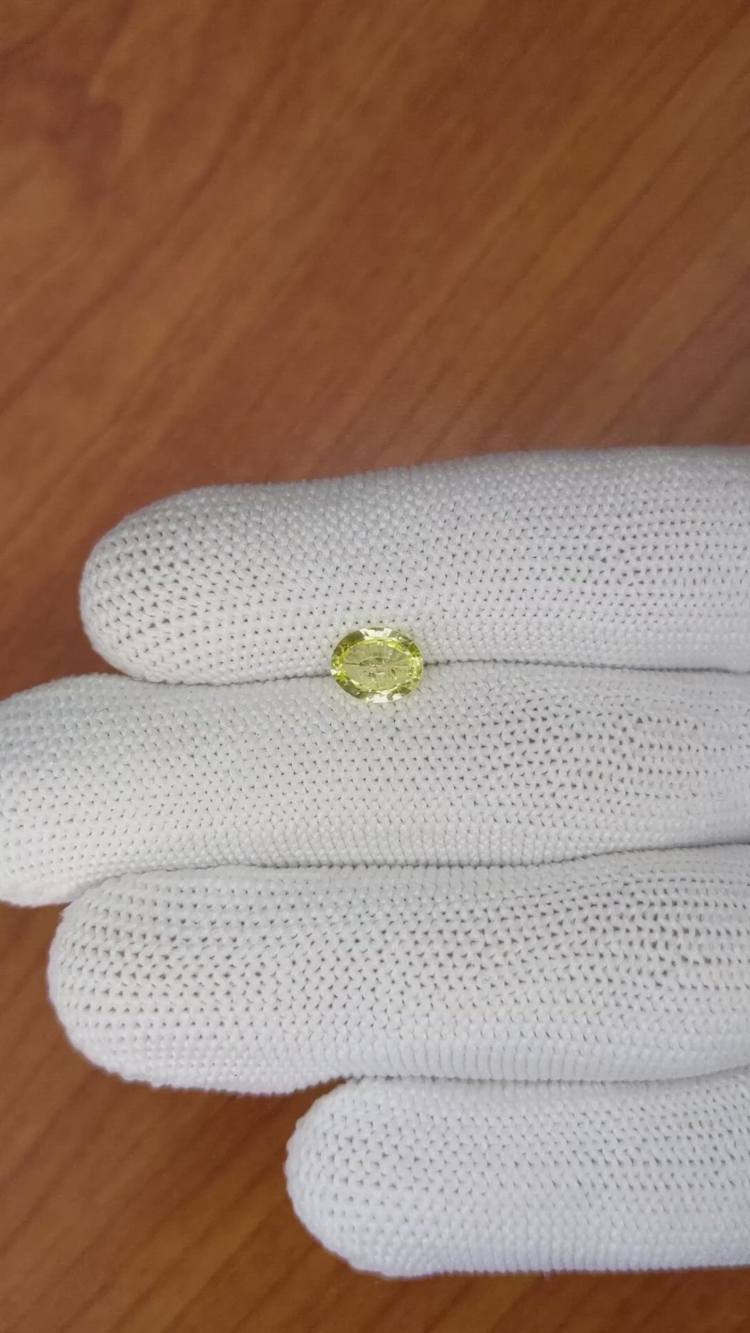 1.16 Ct. Yellow Sapphire from Ceylon (Sri Lanka) Size Video