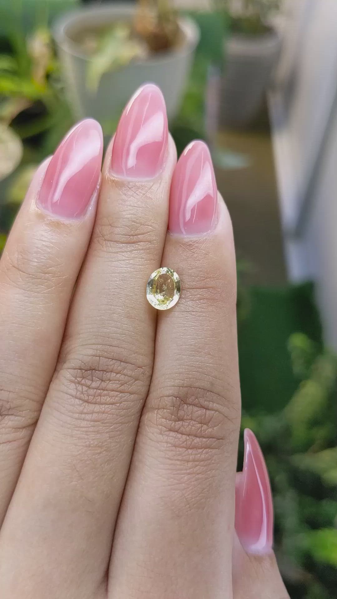 1.16 Ct. Yellow Sapphire from Ceylon (Sri Lanka) Size Video