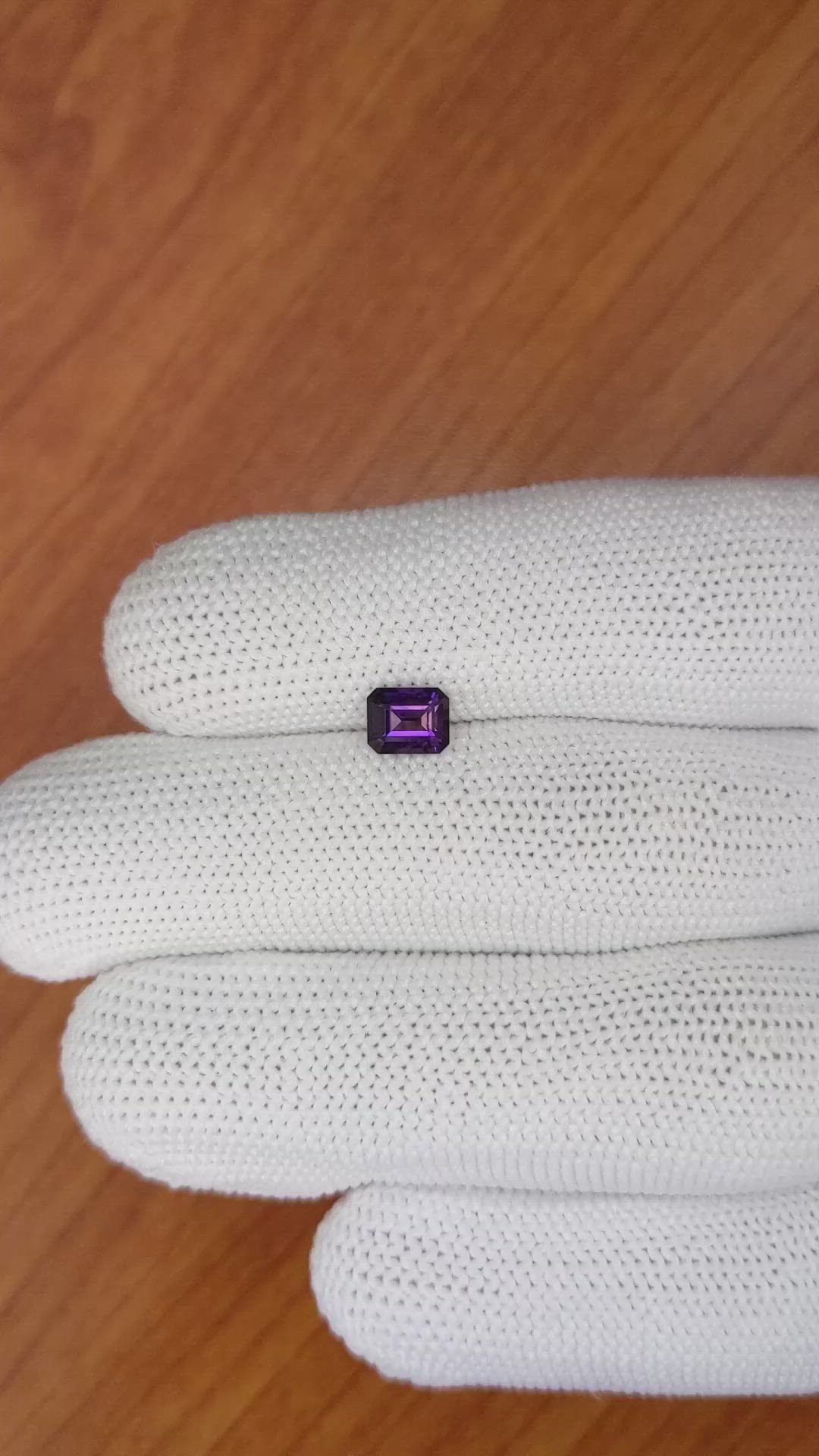 0.91 Ct. Purple Sapphire from Ceylon (Sri Lanka) Size Video