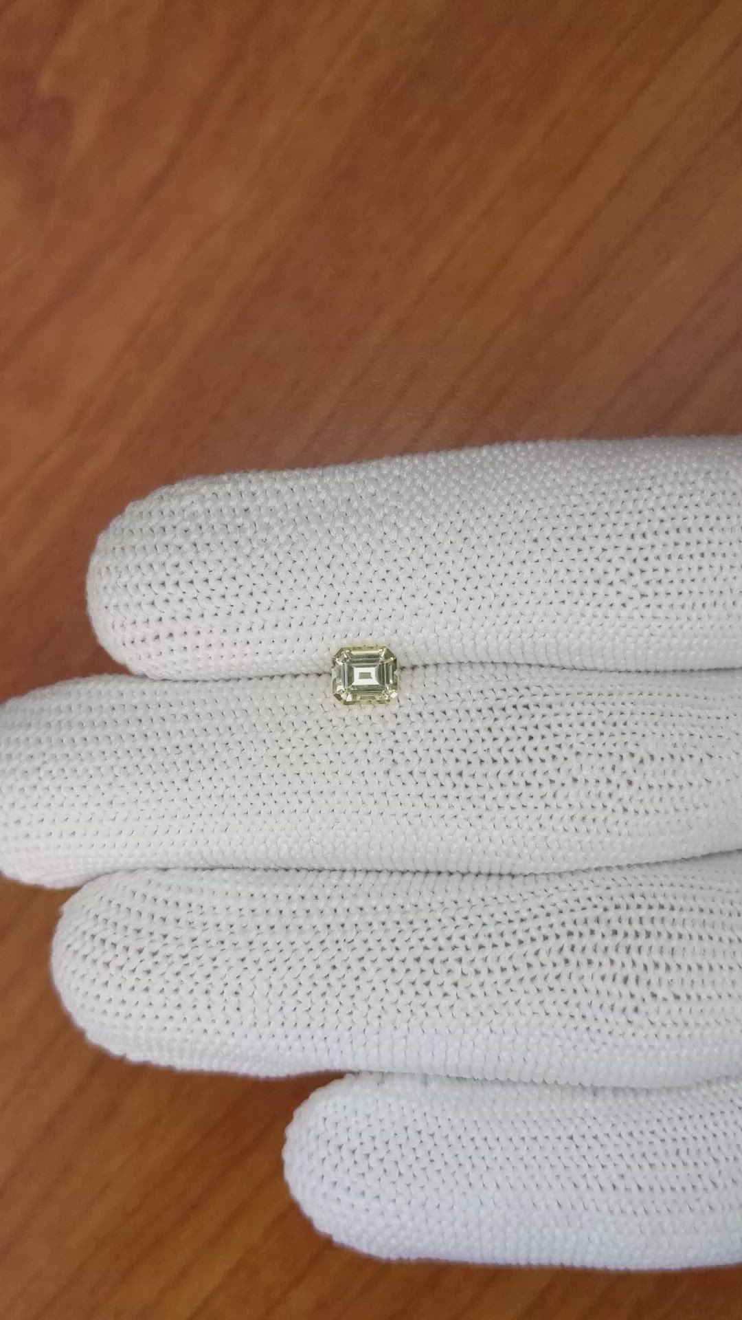 0.70 Ct. Yellow Sapphire from Ceylon (Sri Lanka) Size Video