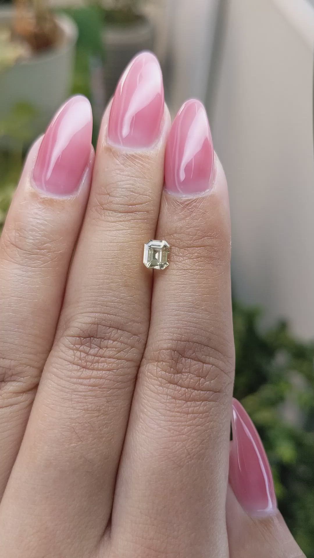 0.70 Ct. Yellow Sapphire from Ceylon (Sri Lanka) Size Video