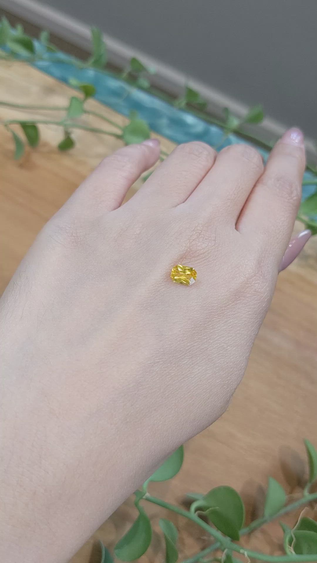 0.95 Ct. Orangish Yellow Sapphire from Ceylon (Sri Lanka) Size Video