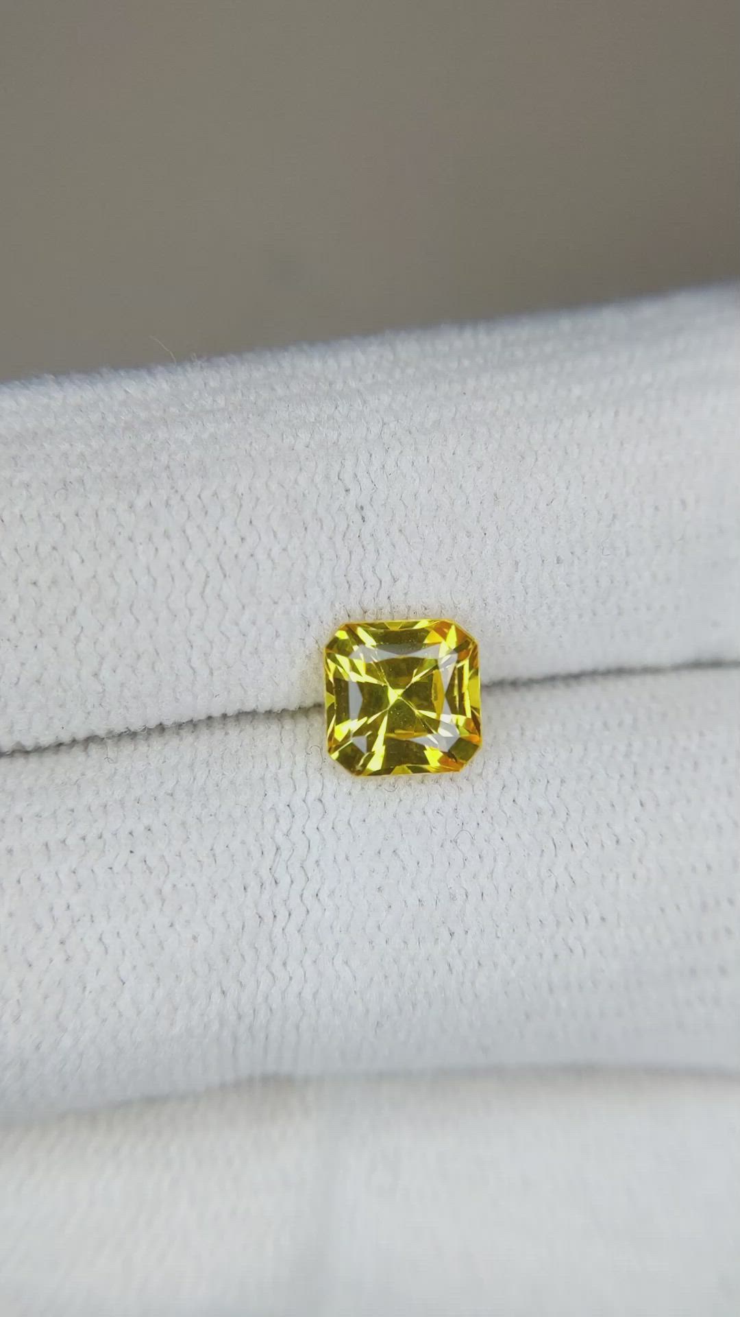 1.24 Ct. Orangish Yellow Sapphire from Ceylon (Sri Lanka) Size Video