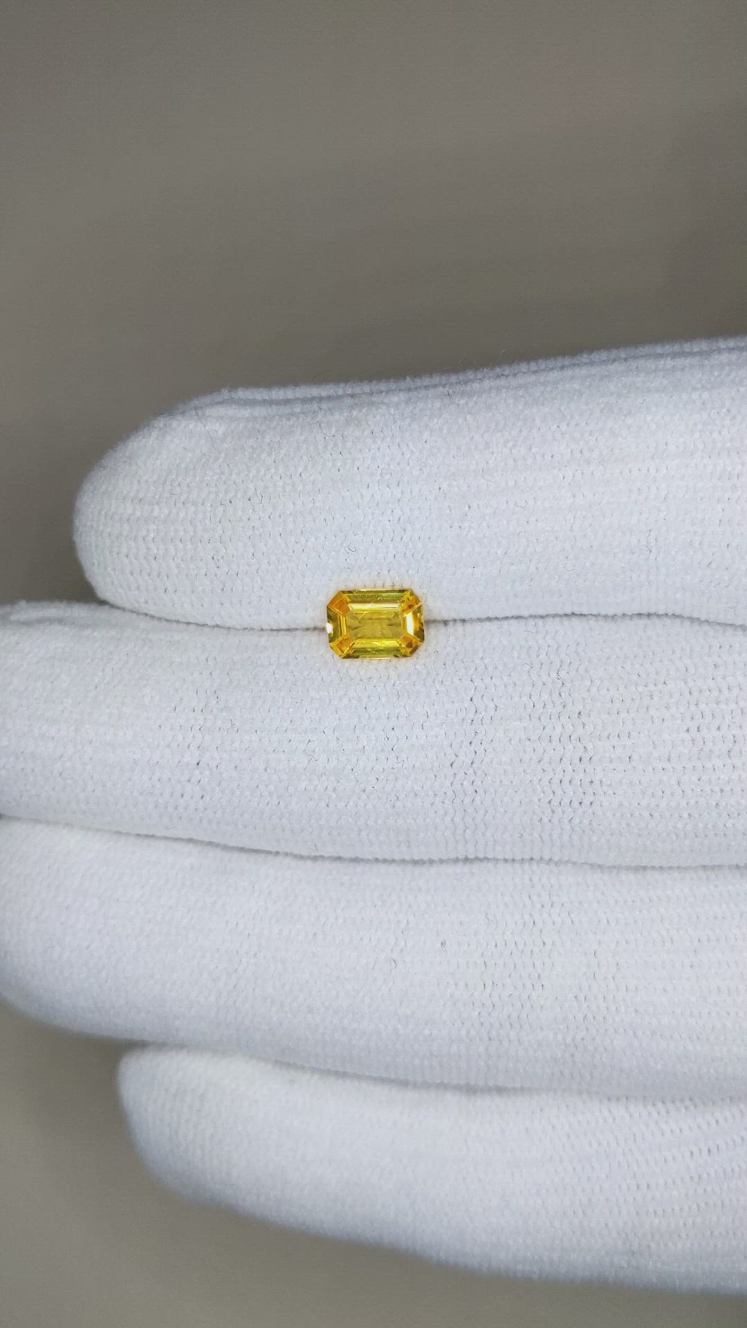 1.03 Ct. Yellow Sapphire from Ceylon (Sri Lanka) Size Video