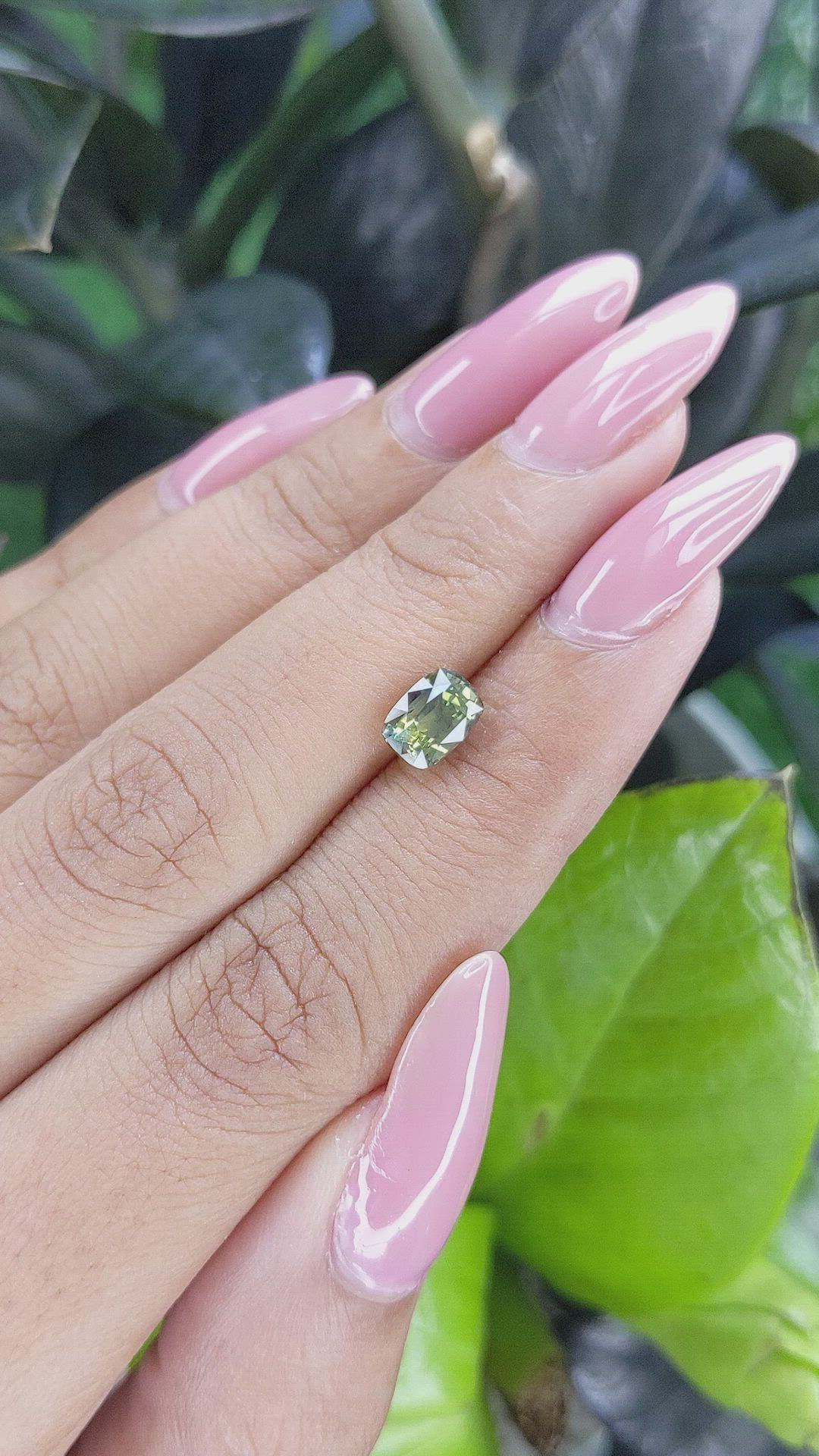 1.57 Ct. Bi Color Sapphire from Tanzania Size Video