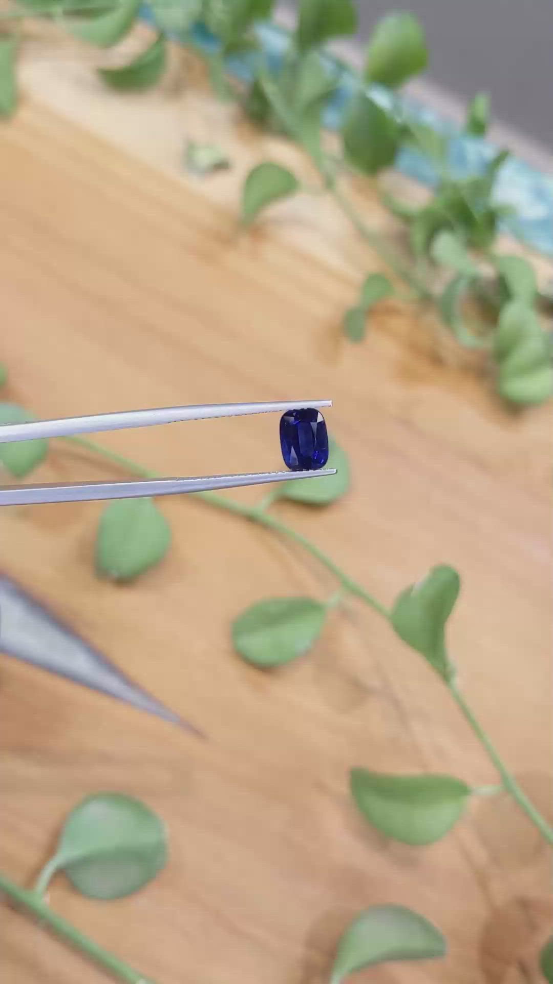 1.84 Ct. Blue Sapphire from Ceylon (Sri Lanka) Size Video