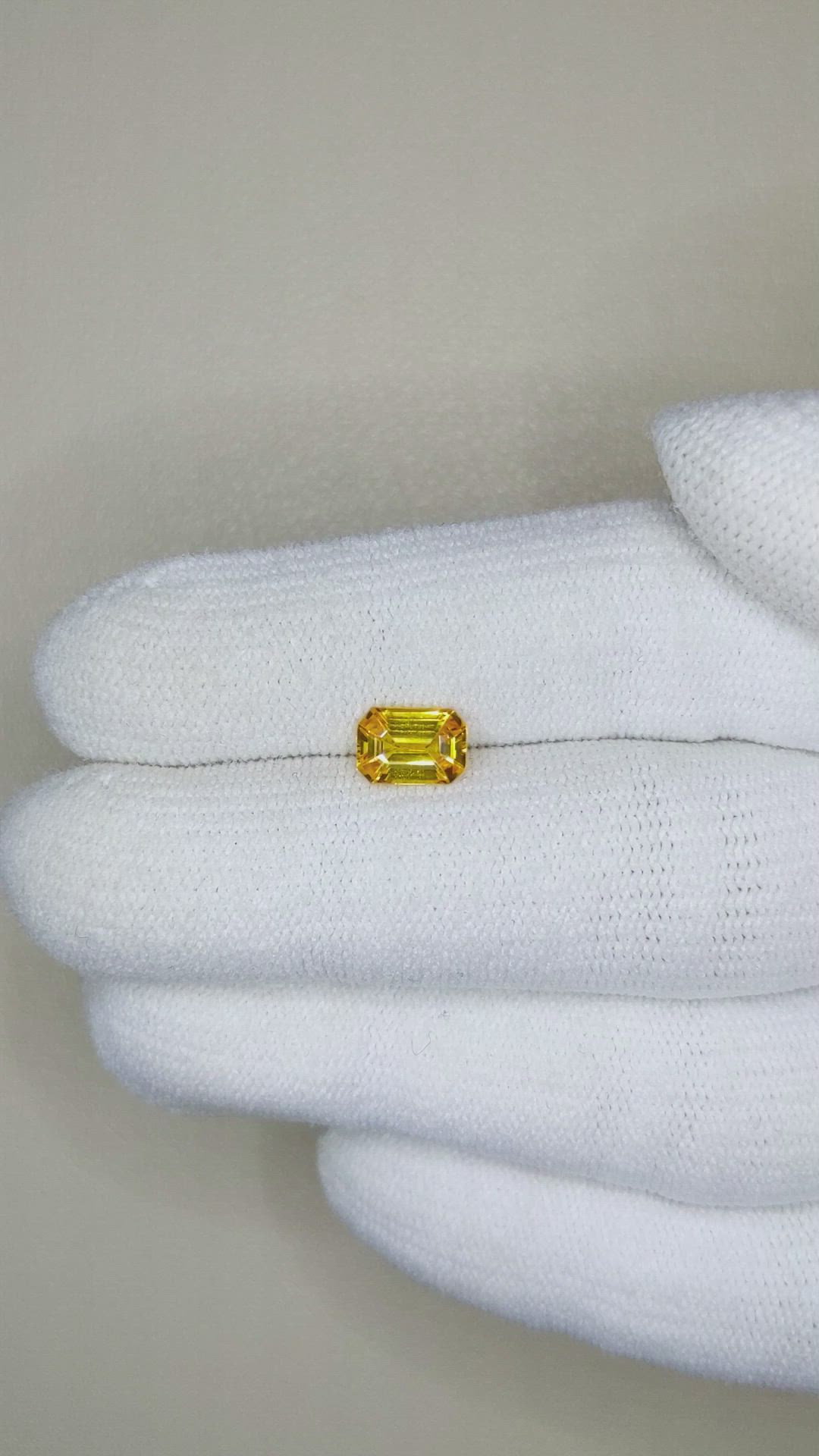 1.08 Ct. Orangish Yellow Sapphire from Ceylon (Sri Lanka) Size Video