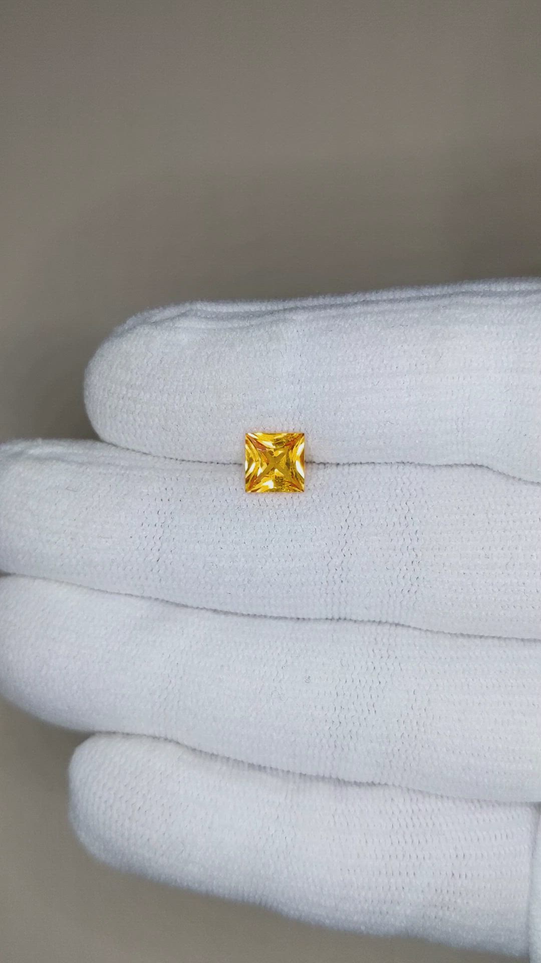 1.26 Ct. Orange Sapphire from Ceylon (Sri Lanka) Size Video