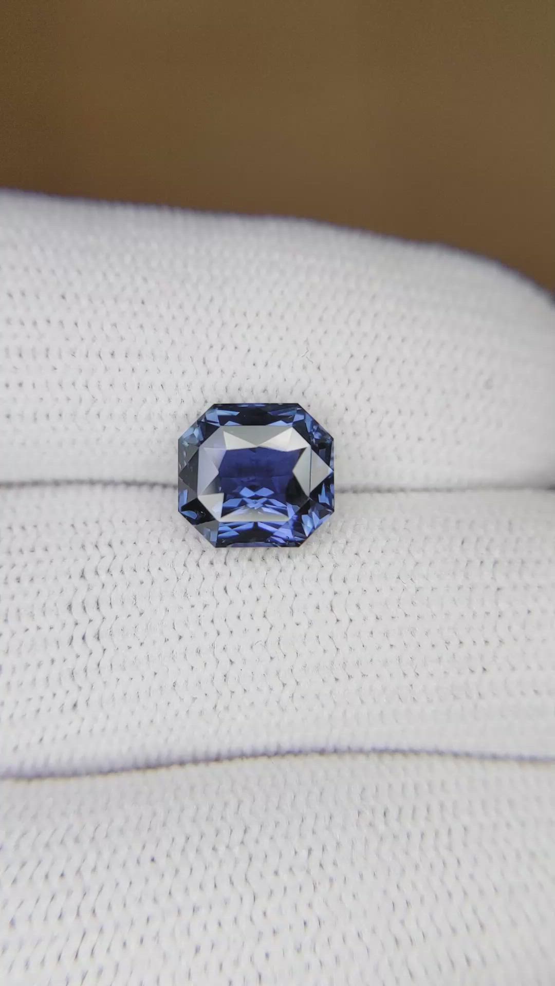 3.06 Ct. Blue Sapphire from Ceylon (Sri Lanka) Size Video